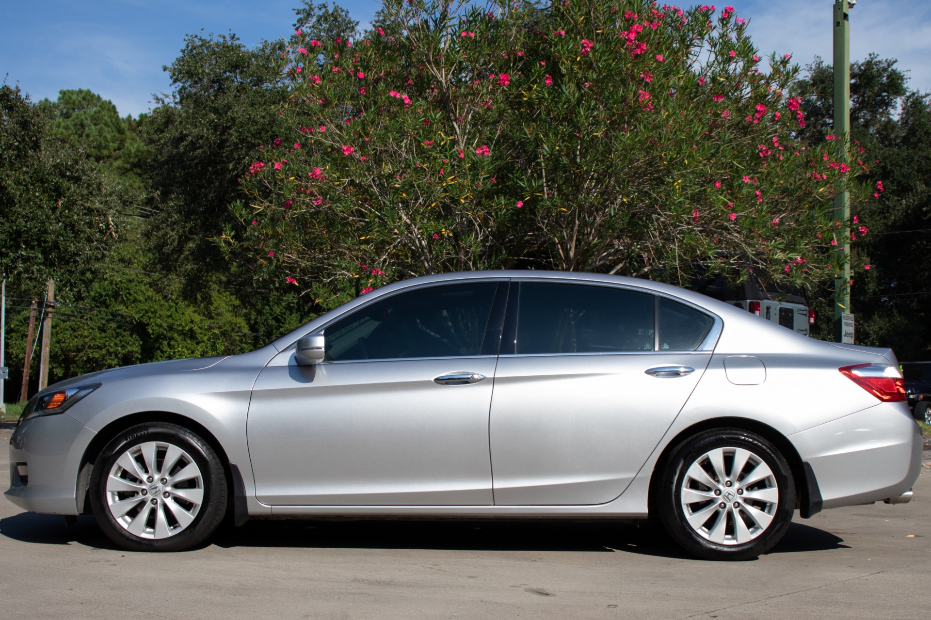 Used-2014-Honda-Accord-EX-L-V6