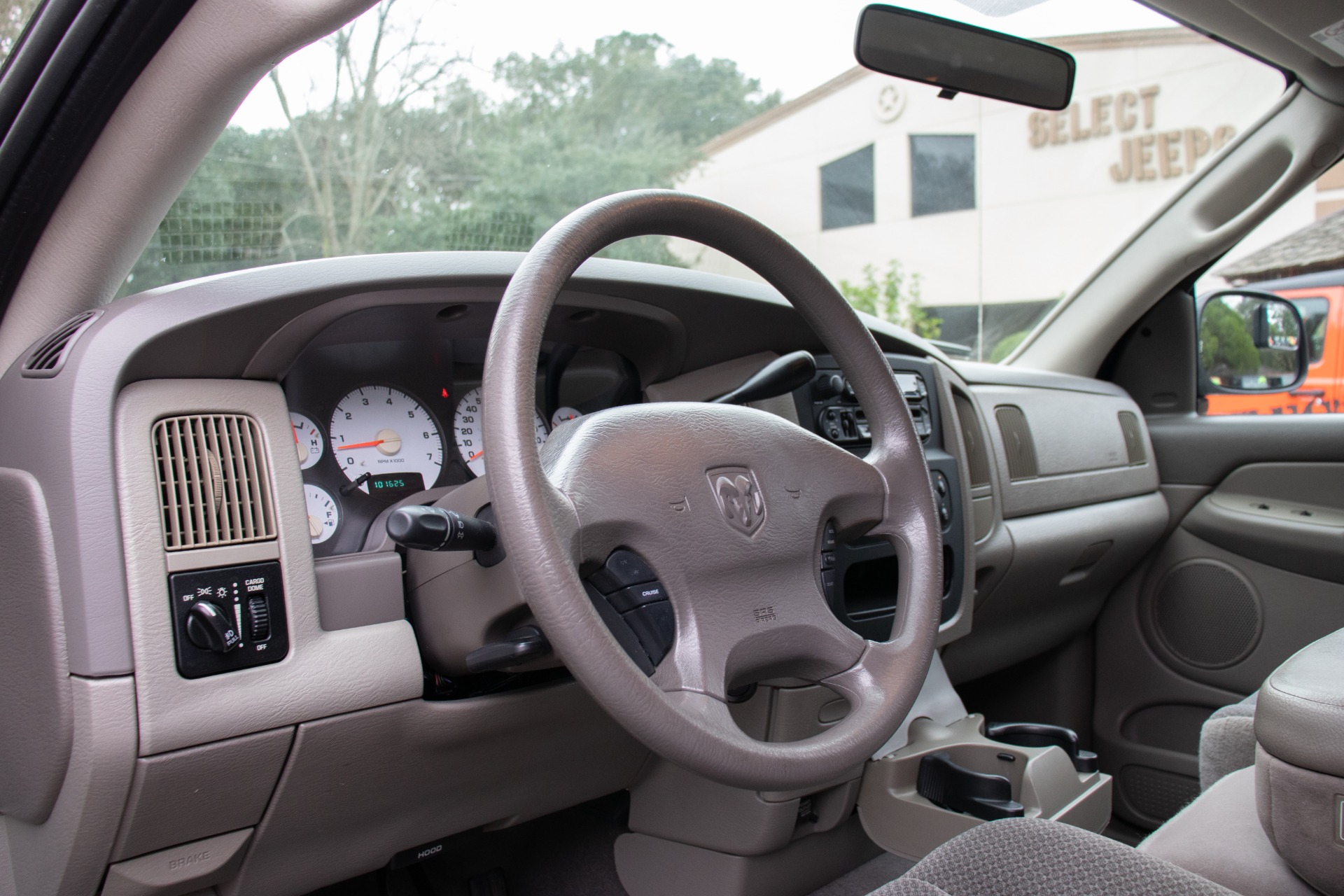 Used-2003-Dodge-Ram-Pickup-1500-SLT