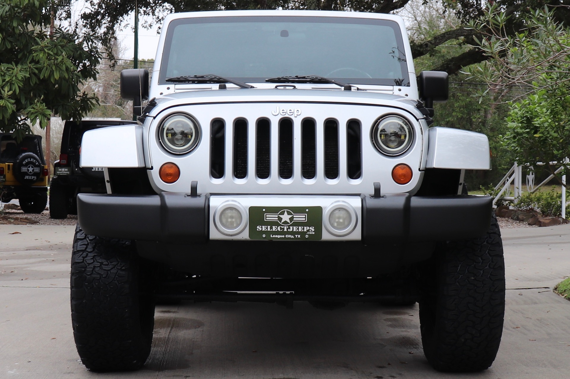 Used-2010-Jeep-Wrangler-Sahara