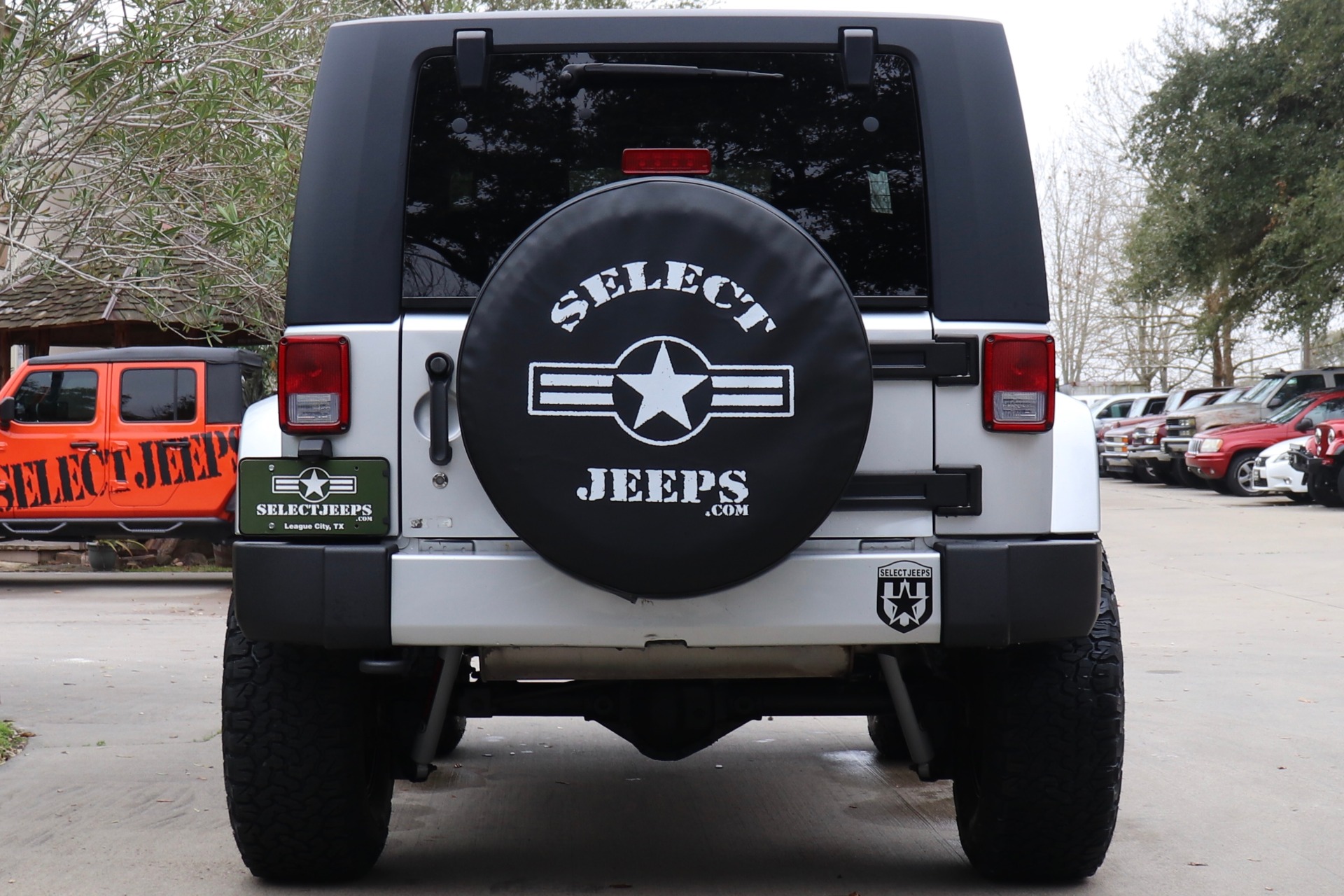 Used-2010-Jeep-Wrangler-Sahara