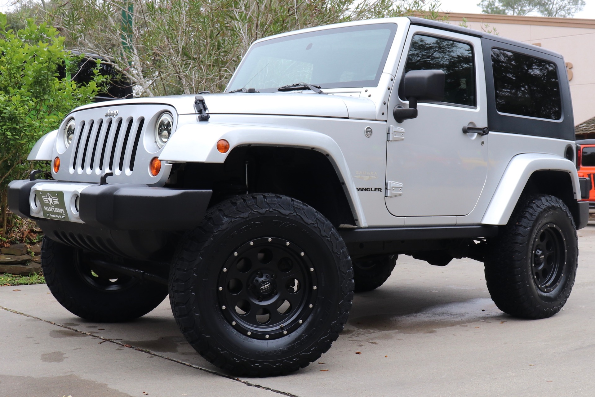 Used-2010-Jeep-Wrangler-Sahara