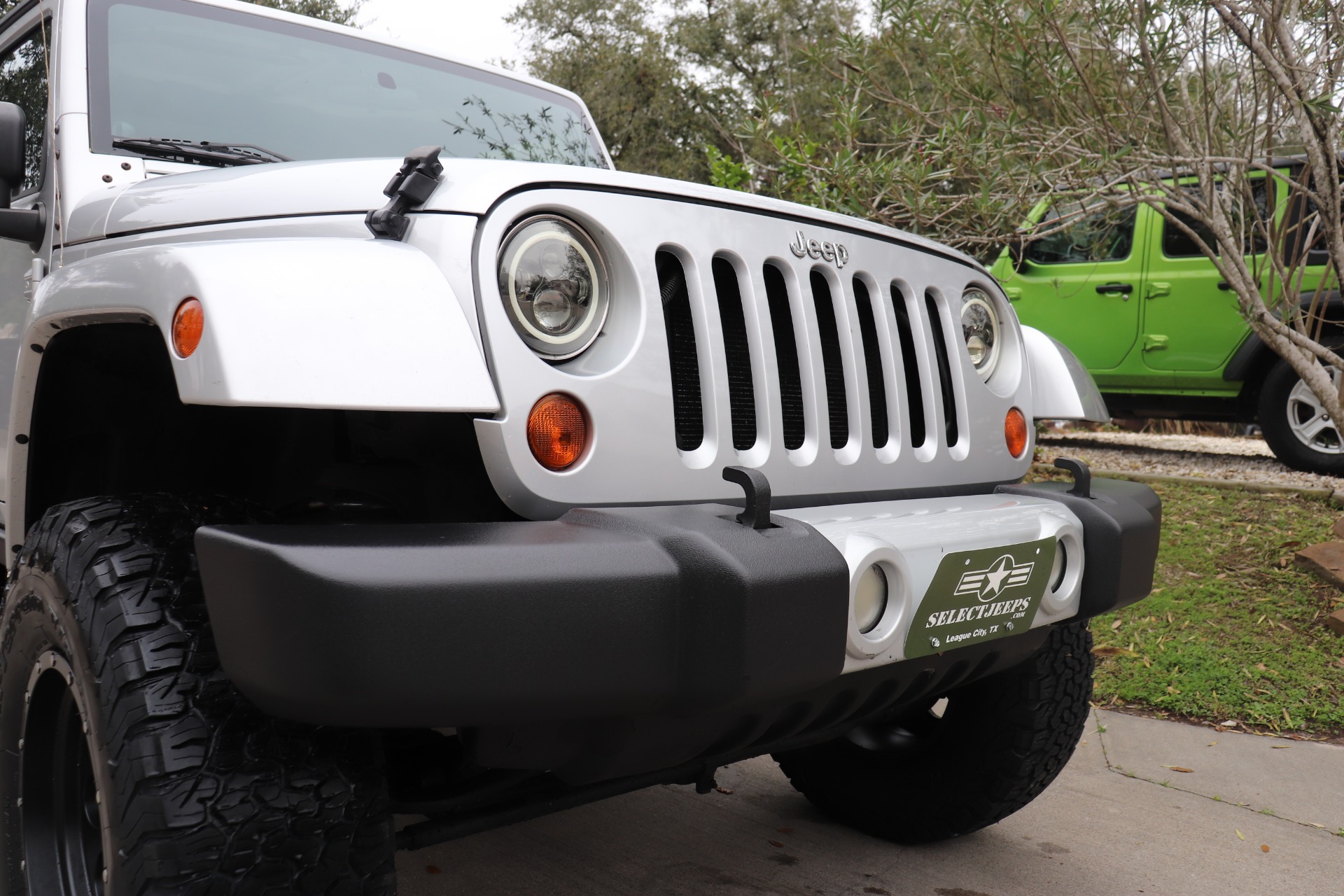 Used-2010-Jeep-Wrangler-Sahara