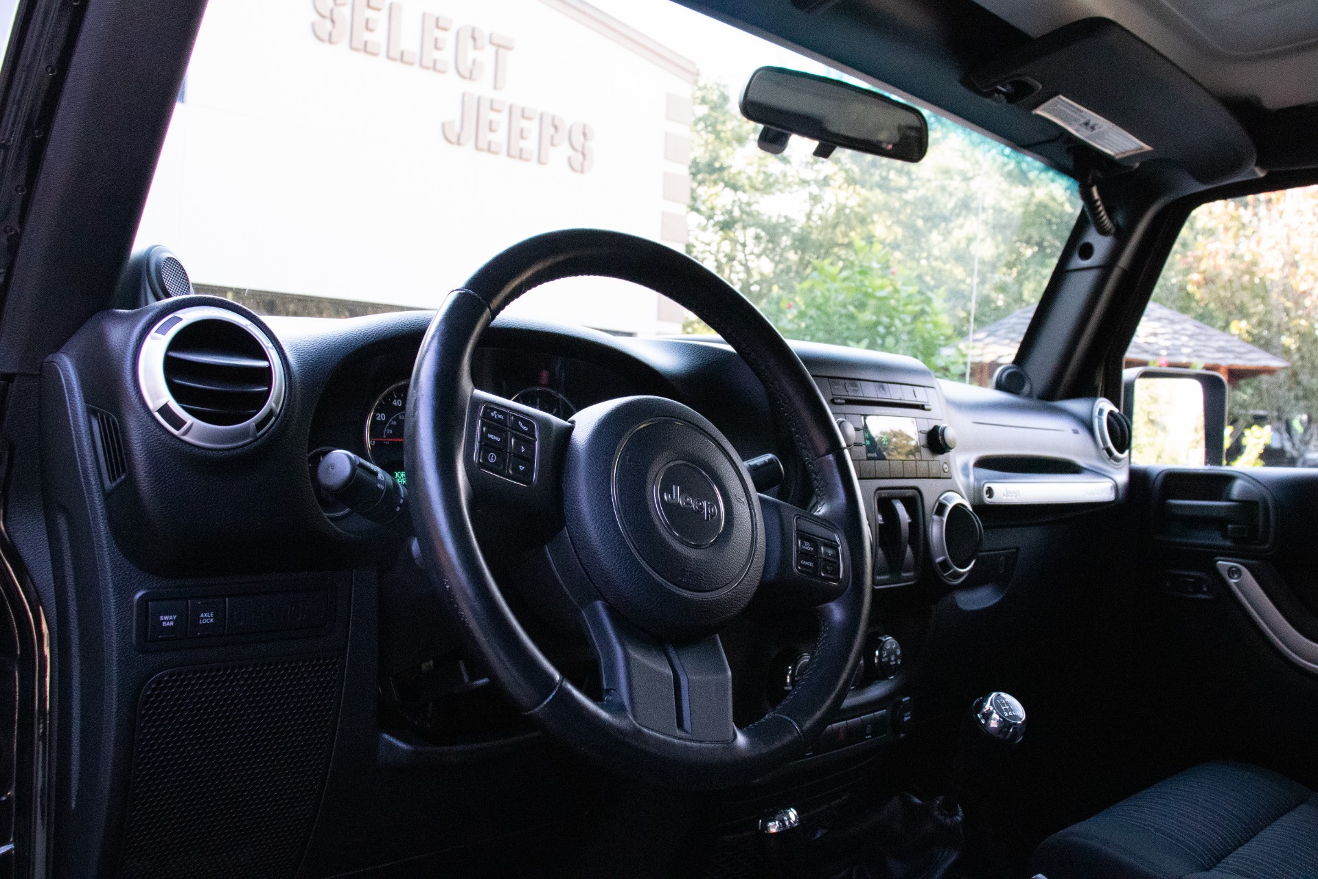 Used-2012-Jeep-Wrangler-Rubicon