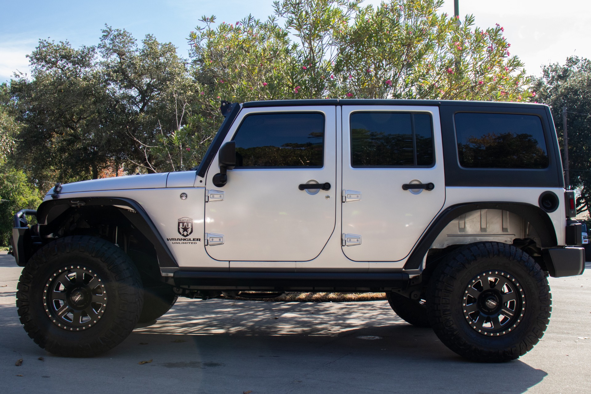 Used-2008-Jeep-Wrangler-Unlimited-X