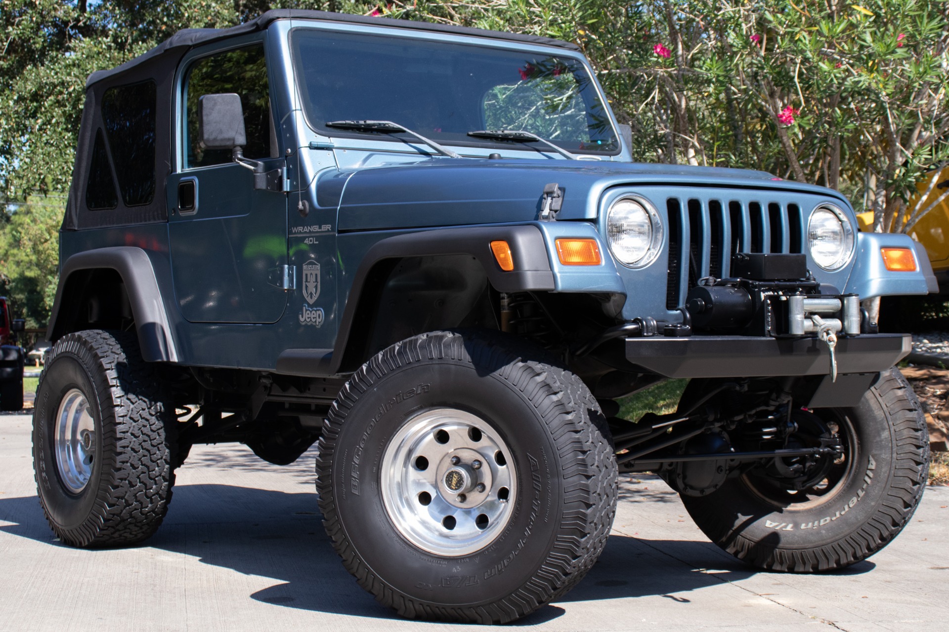 Used-1999-Jeep-Wrangler-Sport