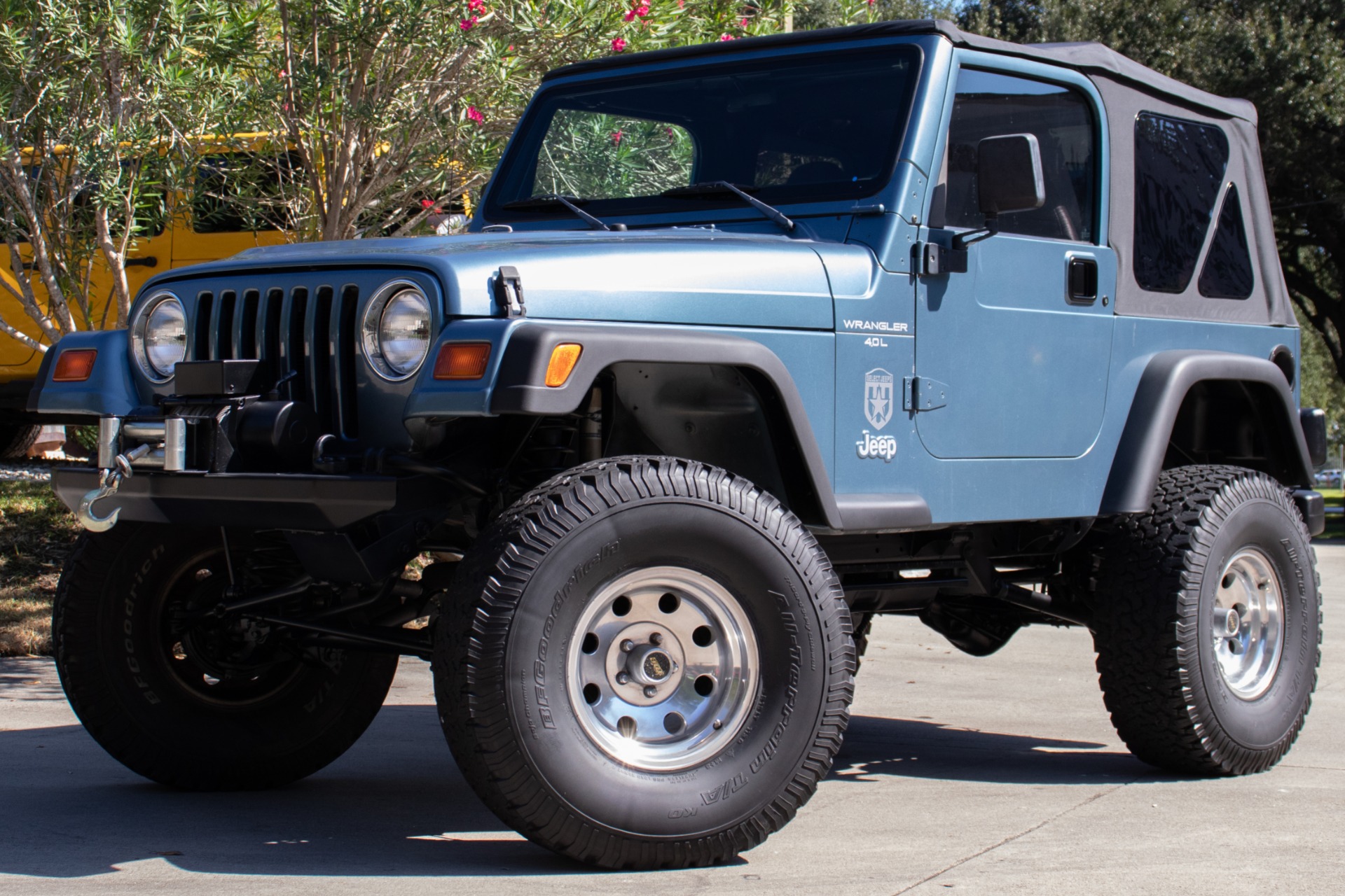 Used-1999-Jeep-Wrangler-Sport