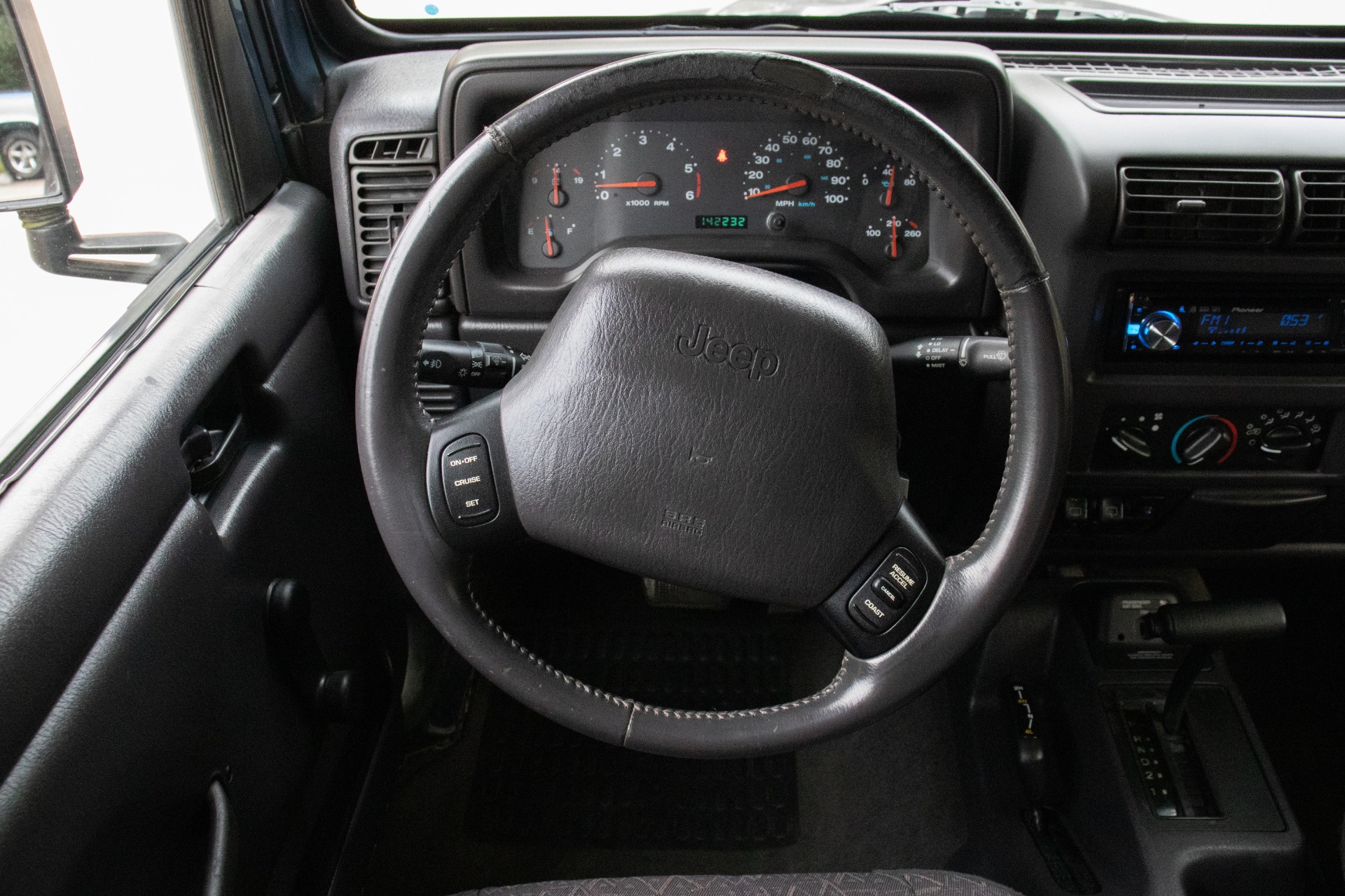 Used-2002-Jeep-Wrangler-Sport