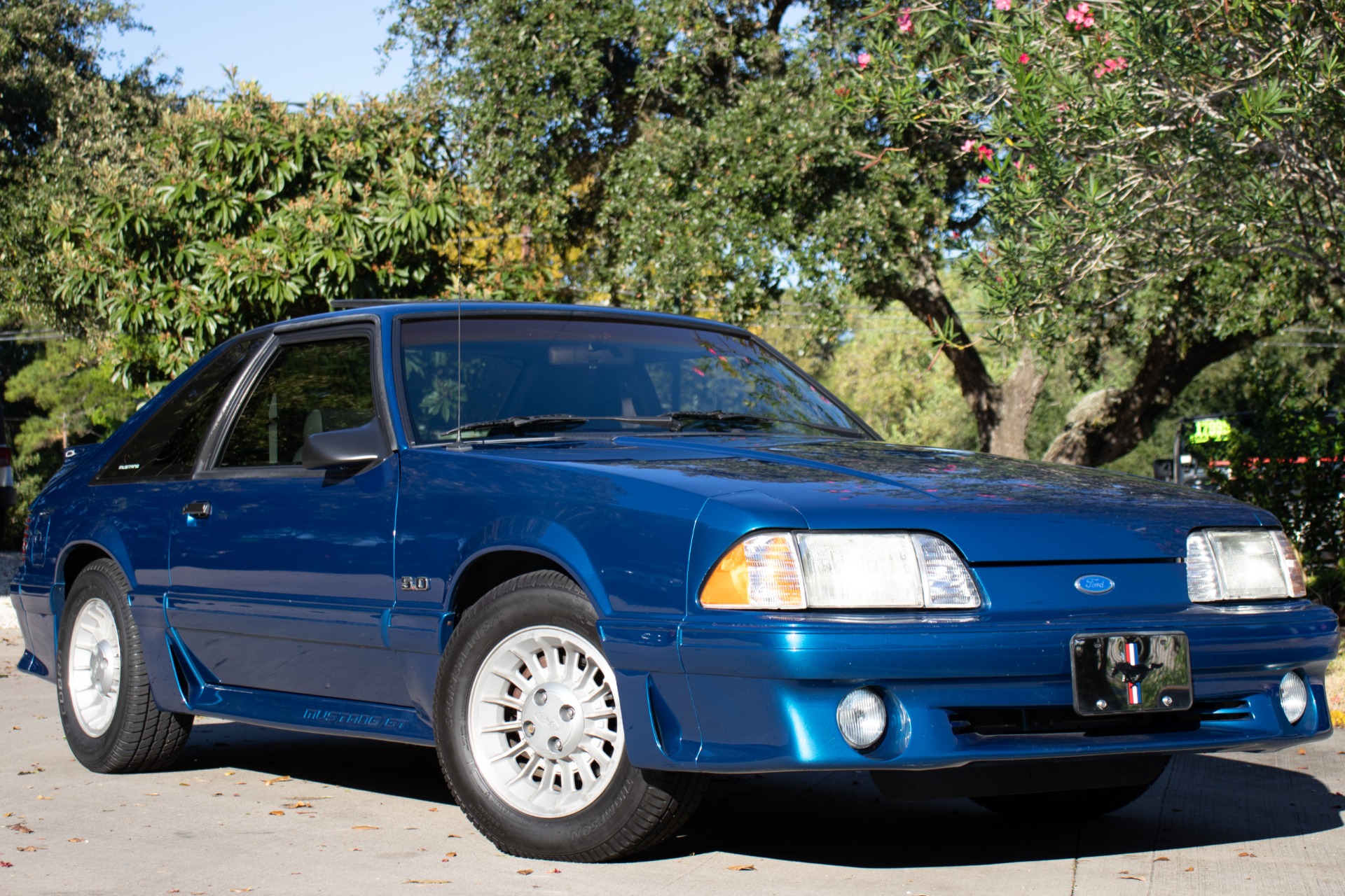 Used-1990-Ford-Mustang-GT