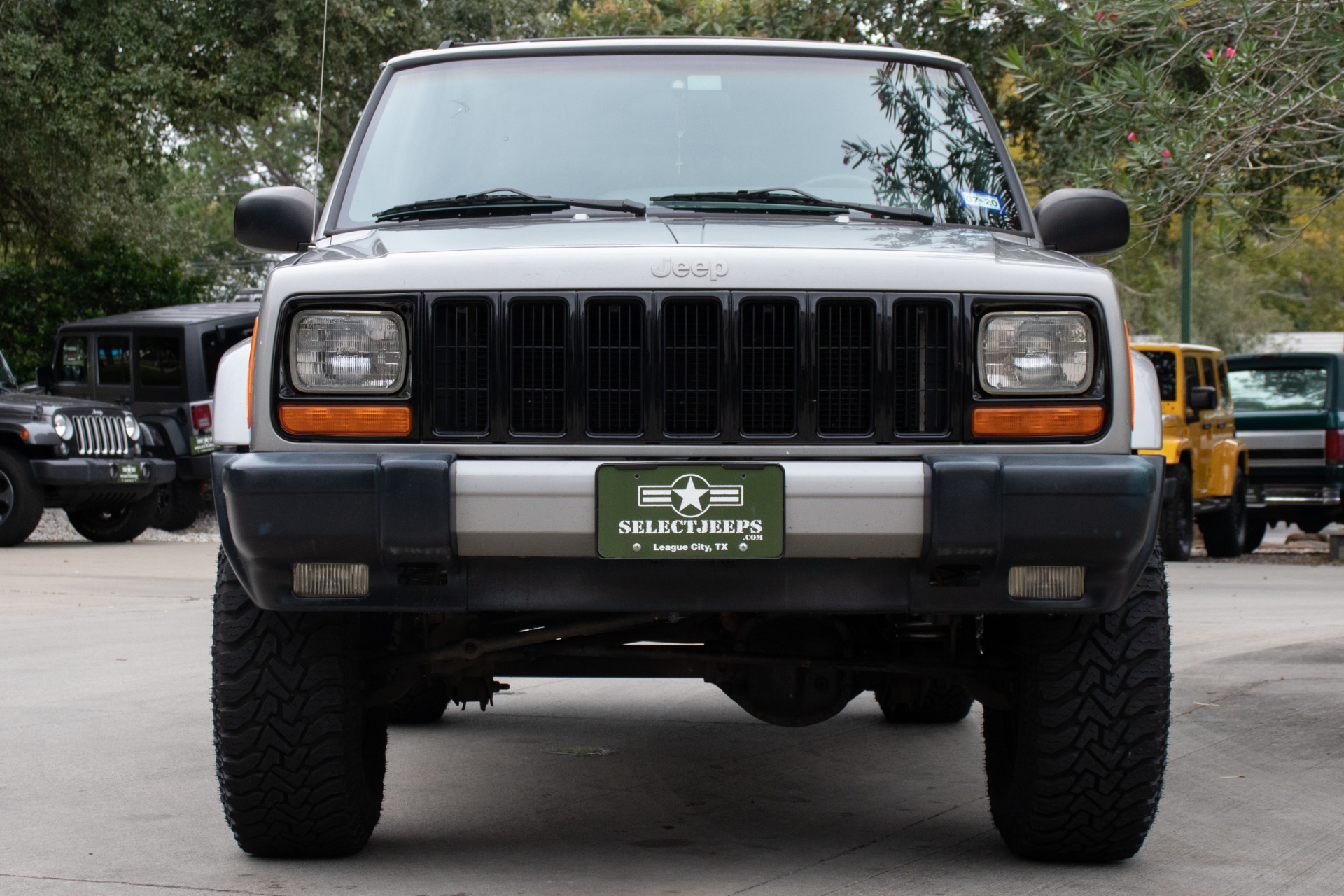 Used-2001-Jeep-Cherokee-Sport