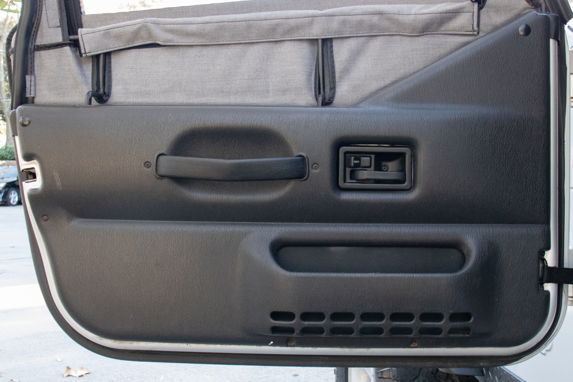 Used-2004-Jeep-Wrangler-Rubicon