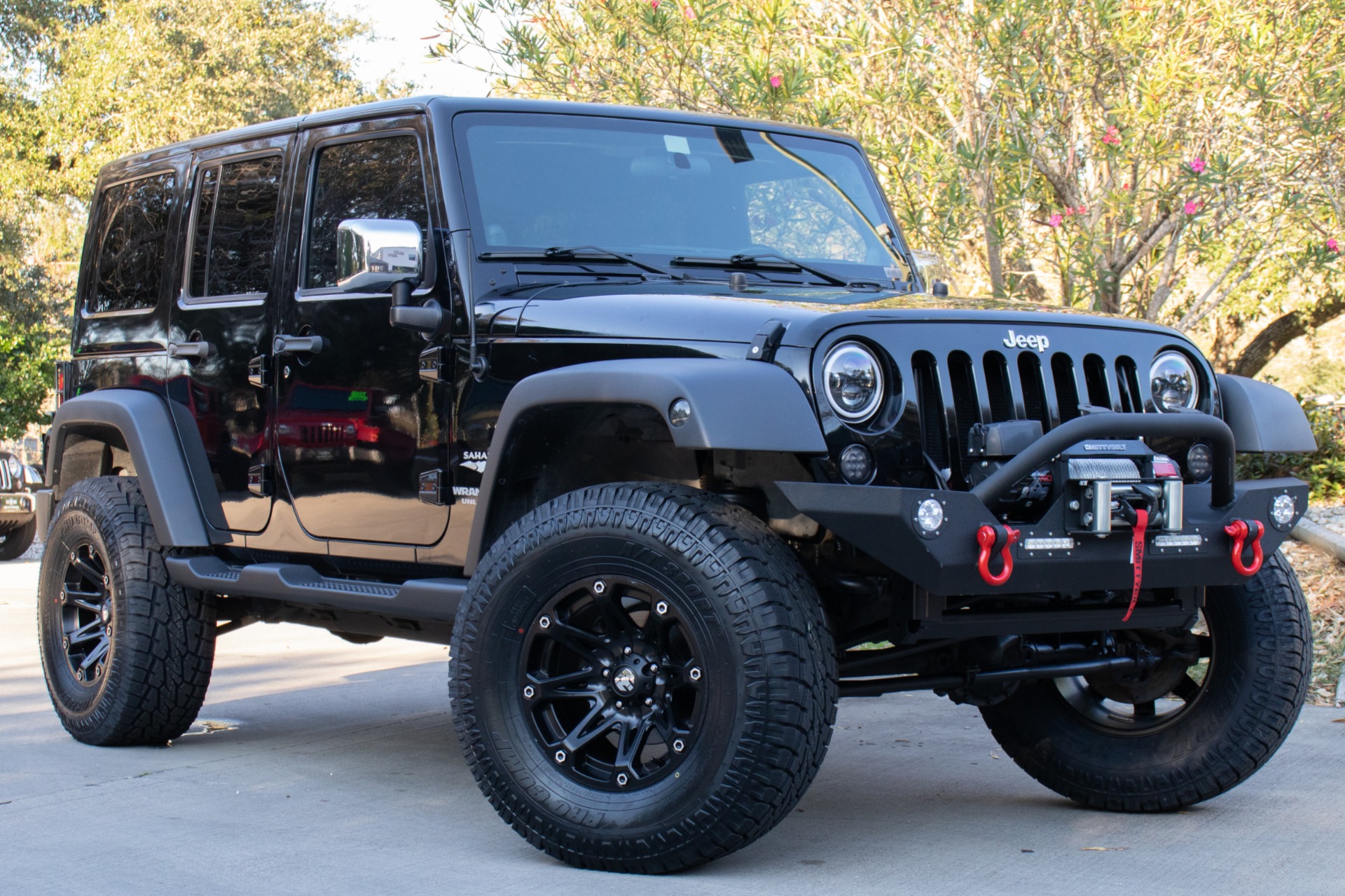 Used-2011-Jeep-Wrangler-Unlimited-Sahara