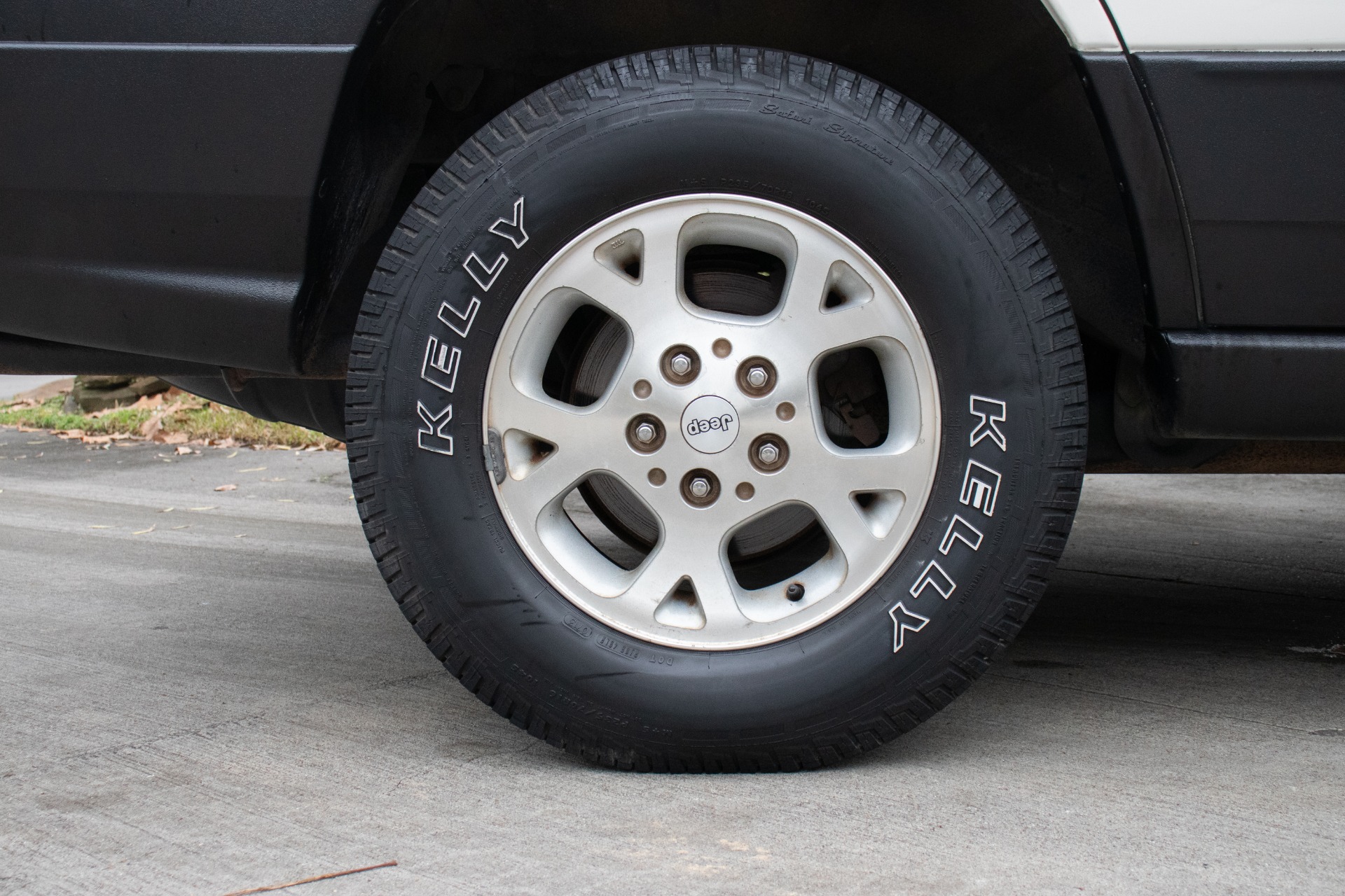 Used-2000-Jeep-Grand-Cherokee-Laredo