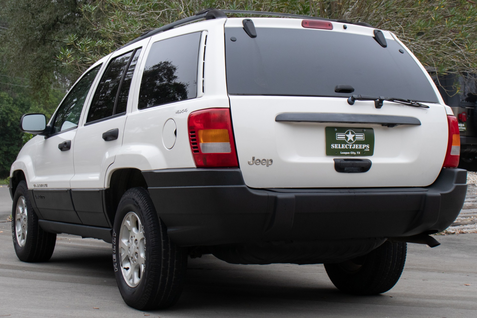 Used-2000-Jeep-Grand-Cherokee-Laredo