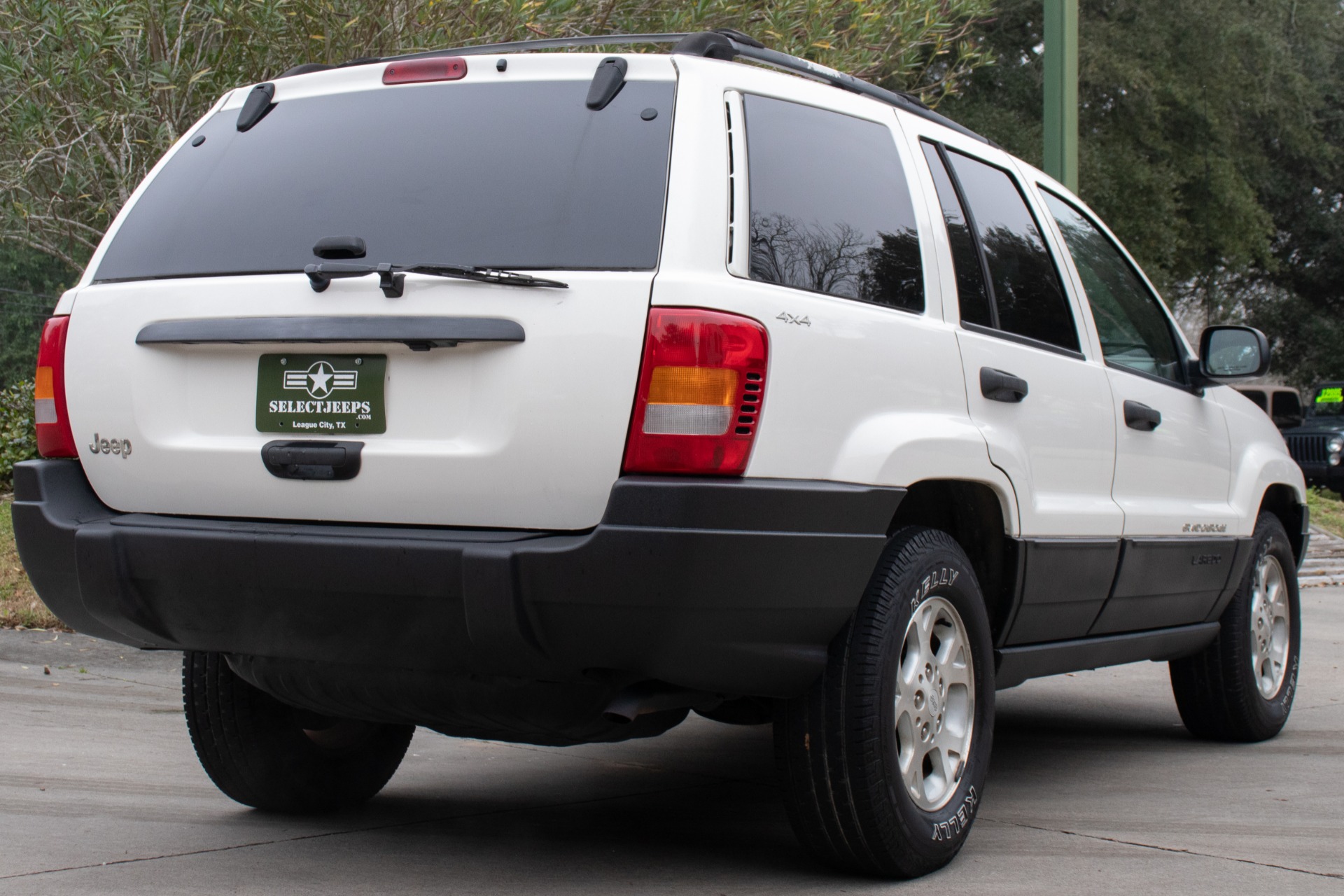 Used-2000-Jeep-Grand-Cherokee-Laredo