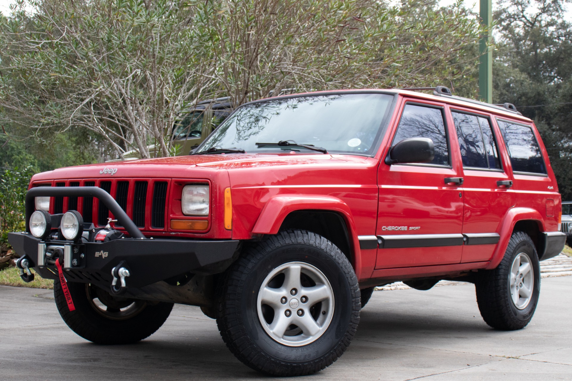 Used-2001-Jeep-Cherokee-Sport