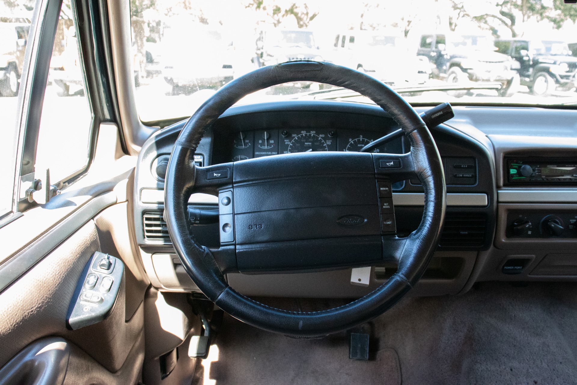 Used-1994-Ford-Bronco-XLT