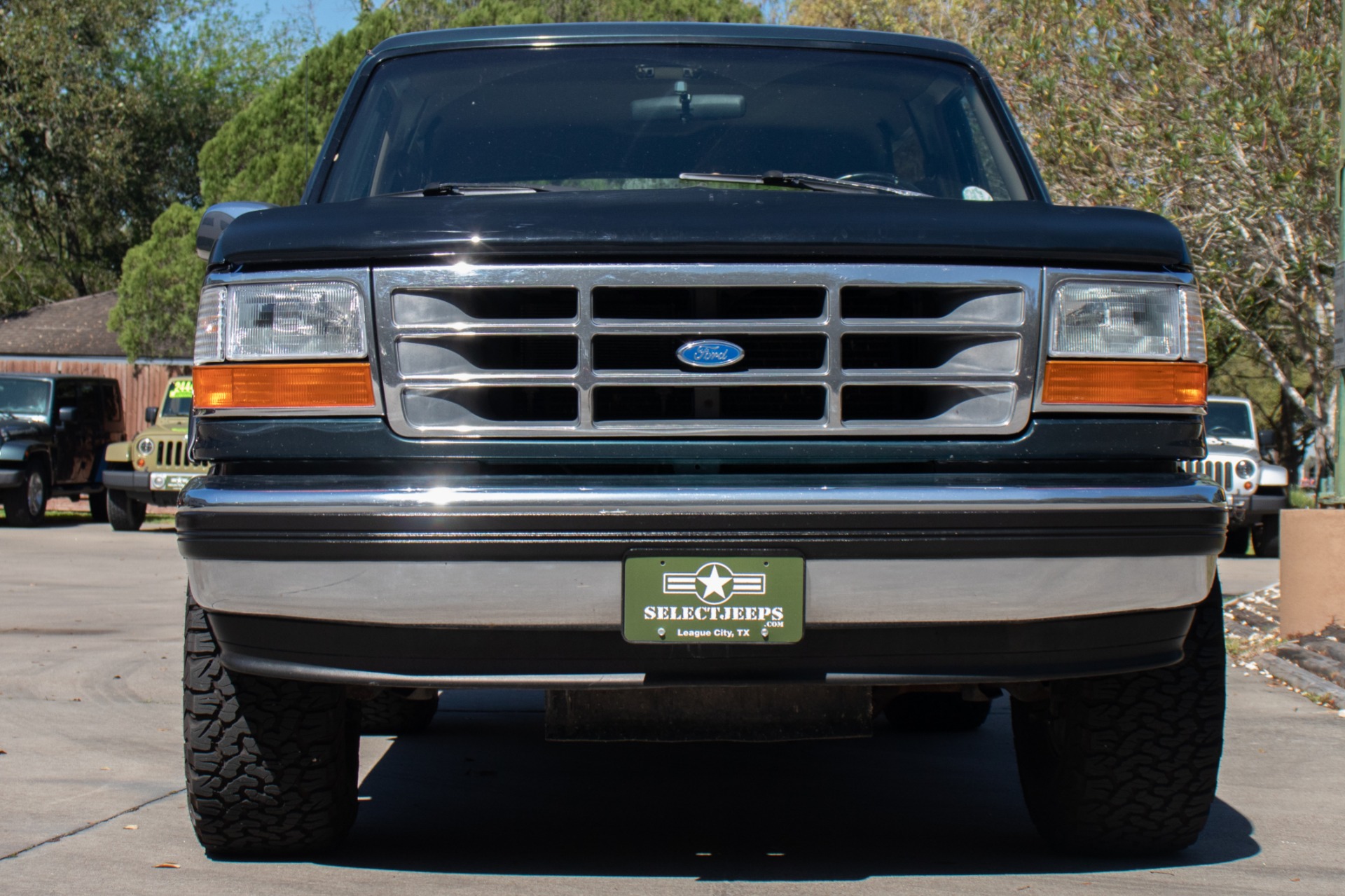 used-1994-ford-bronco-xlt-for-sale-13-995-select-jeeps-inc-stock