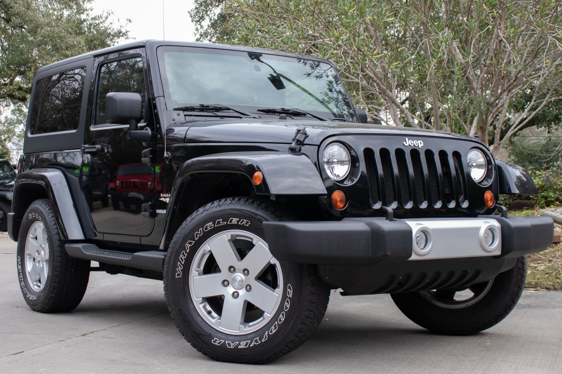 Used-2012-Jeep-Wrangler-Sahara