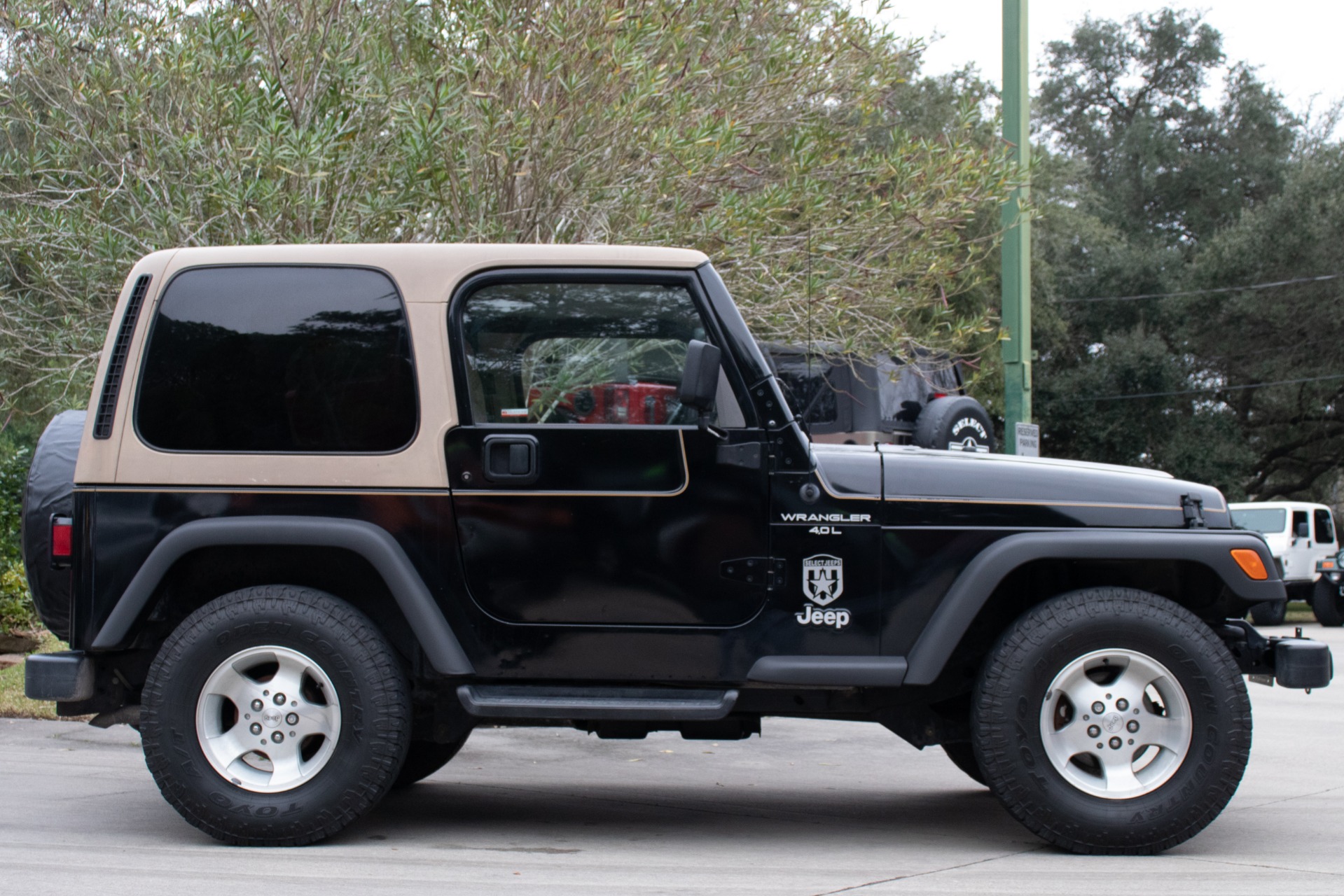 Used-1999-Jeep-Wrangler-Sport