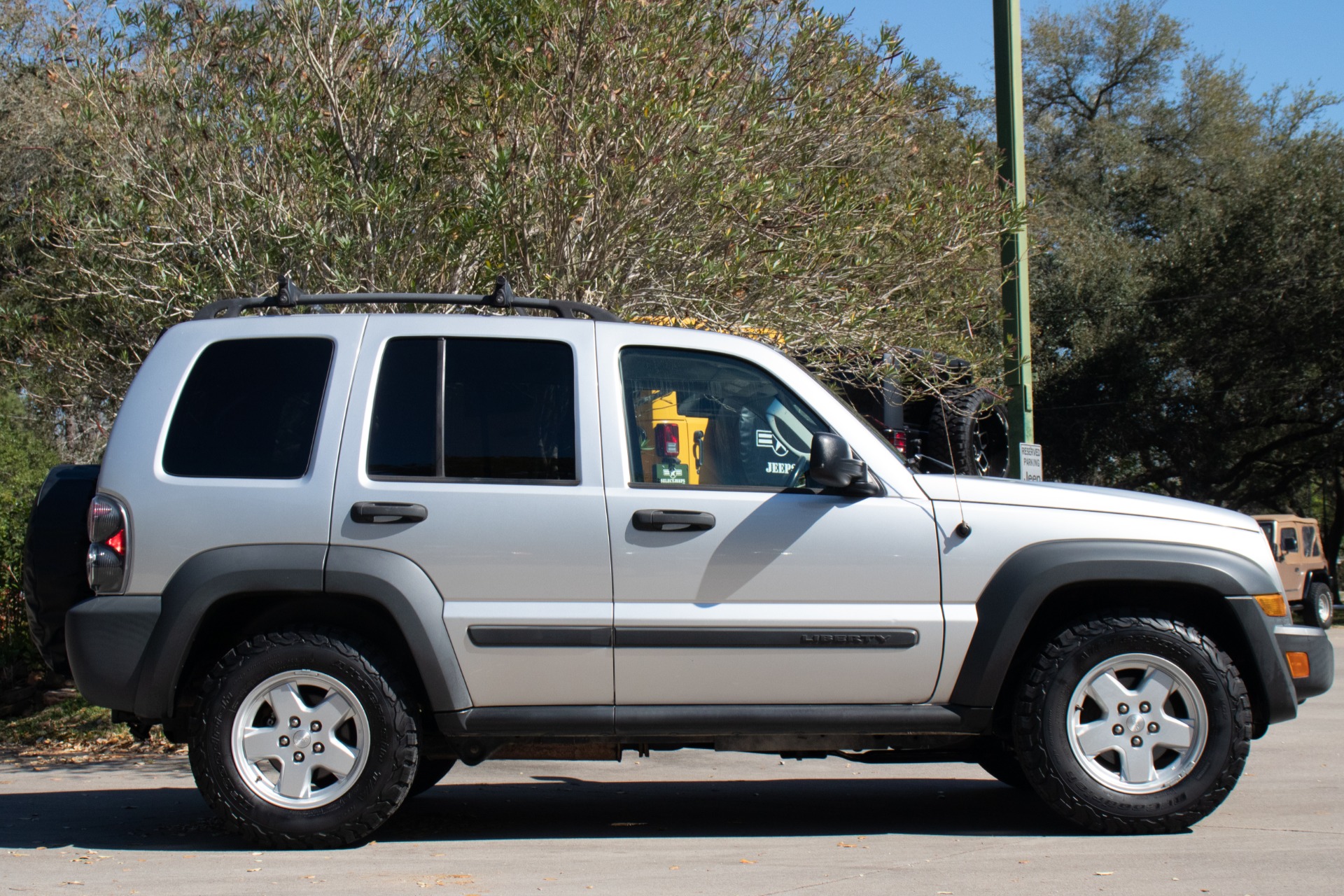 Used-2006-Jeep-Liberty-Sport