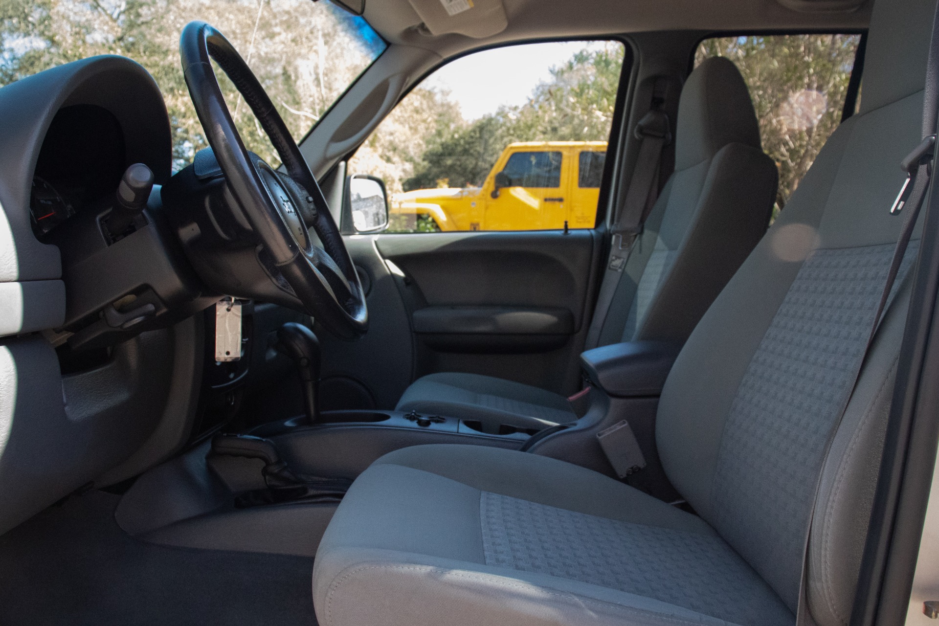 Used-2006-Jeep-Liberty-Sport