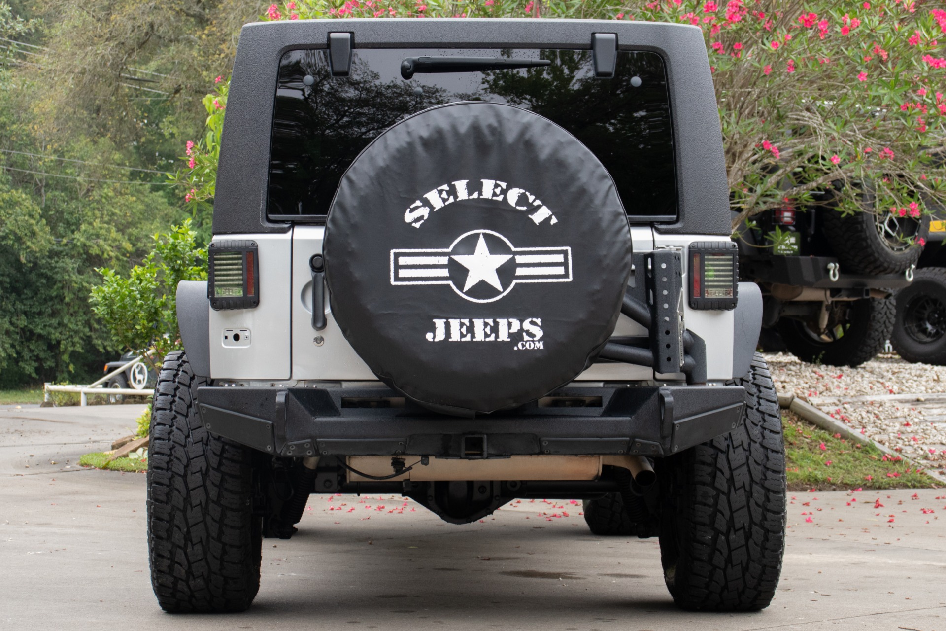 Used-2011-Jeep-Wrangler-Unlimited-Sahara