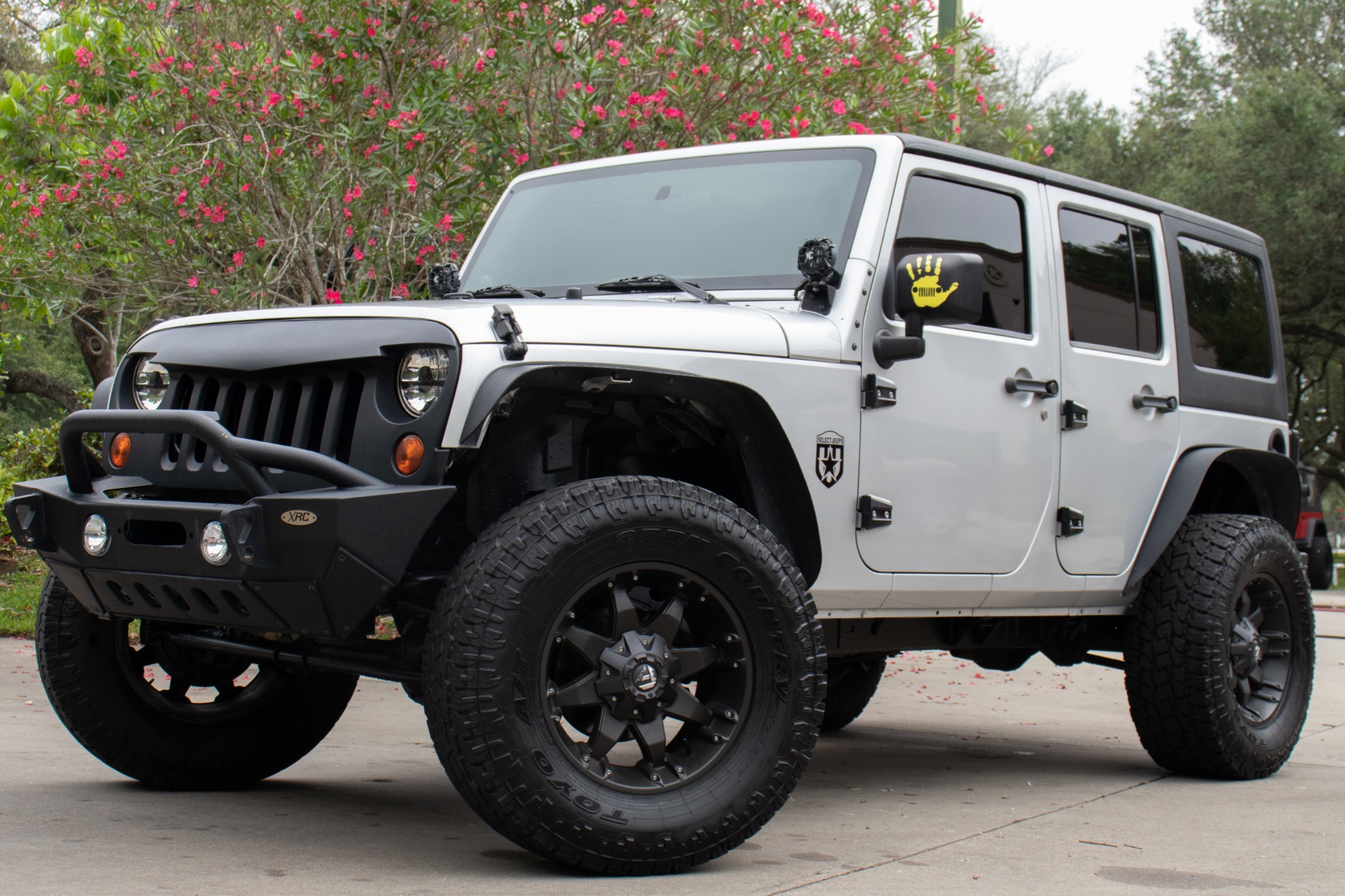 Used-2011-Jeep-Wrangler-Unlimited-Sahara