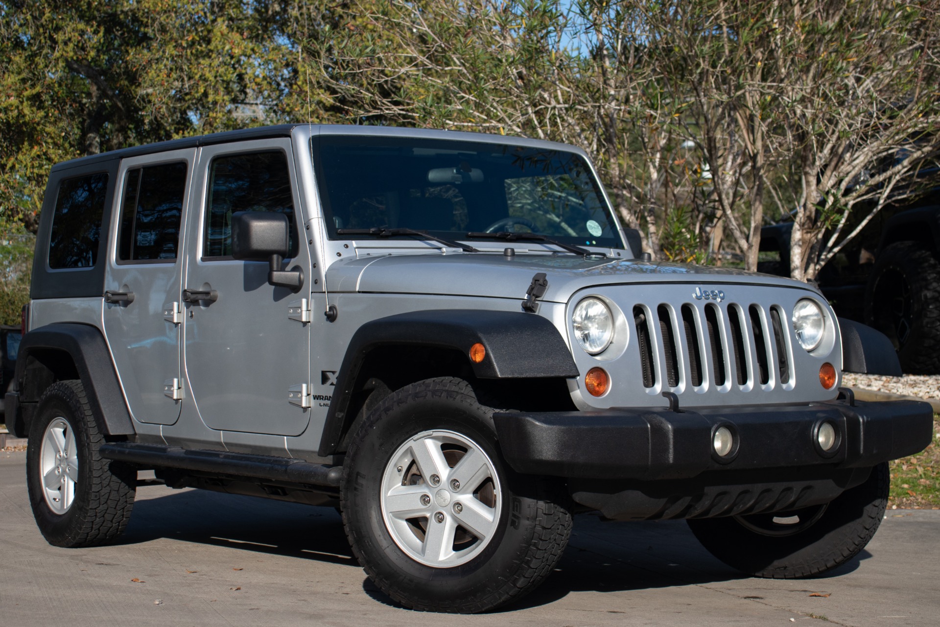 Used-2008-Jeep-Wrangler-Unlimited-X