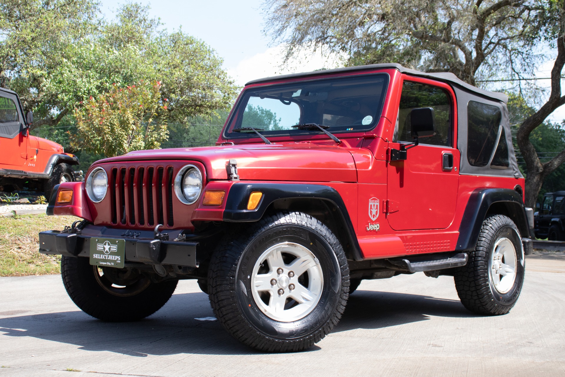 Used-1999-Jeep-Wrangler-Sahara