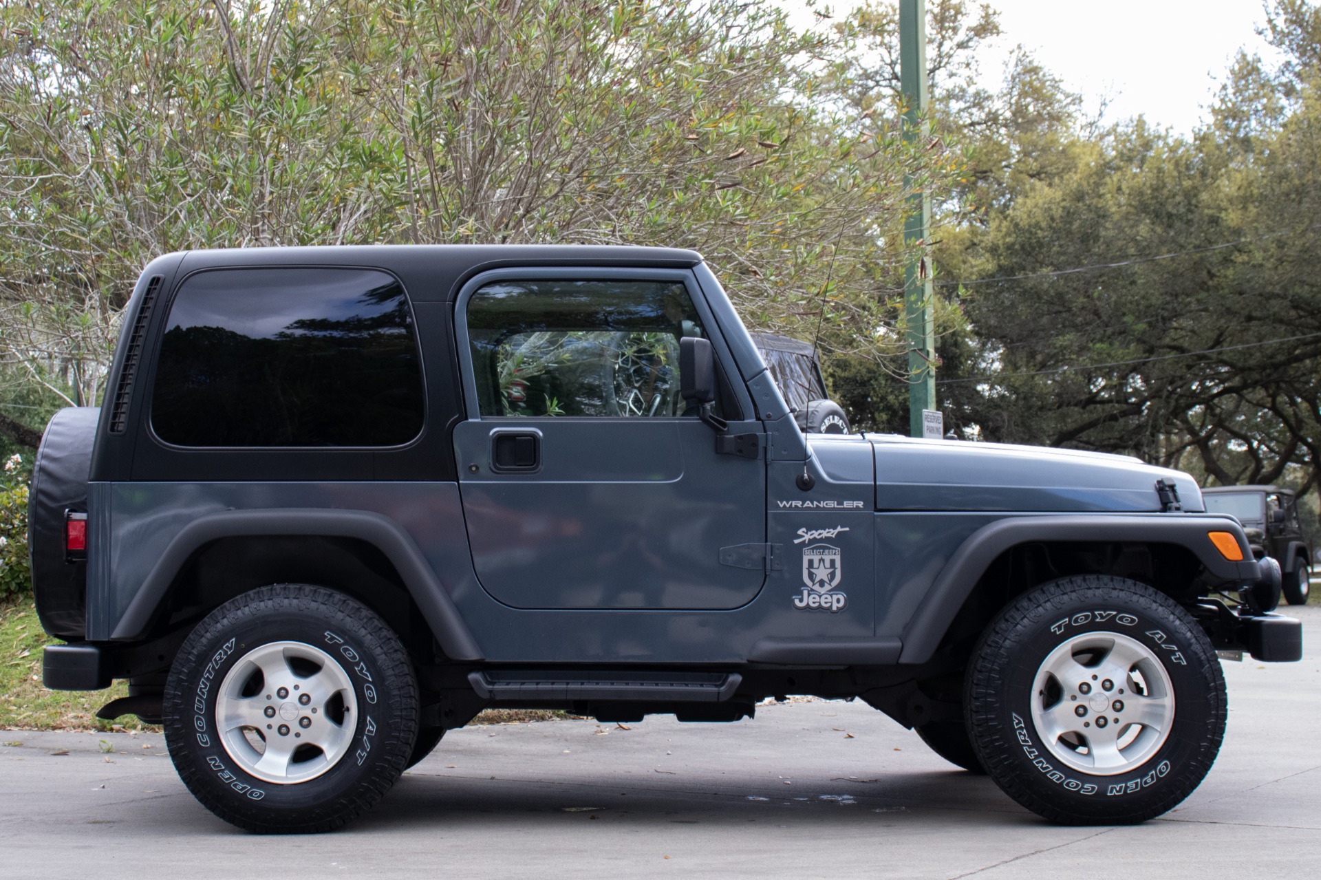 Used-2002-Jeep-Wrangler-Sport