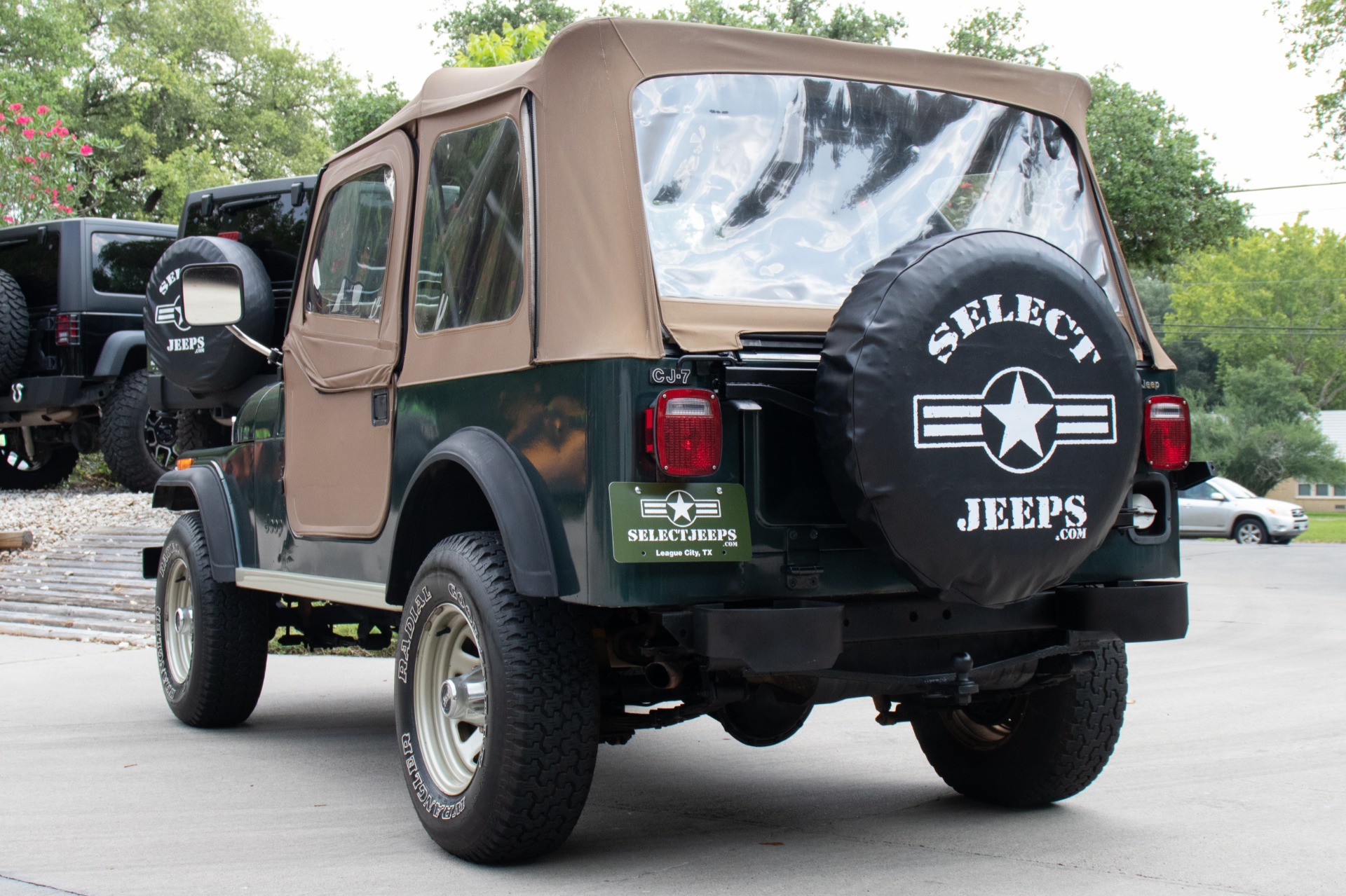 Used-1985-Jeep-CJ-7-Laredo