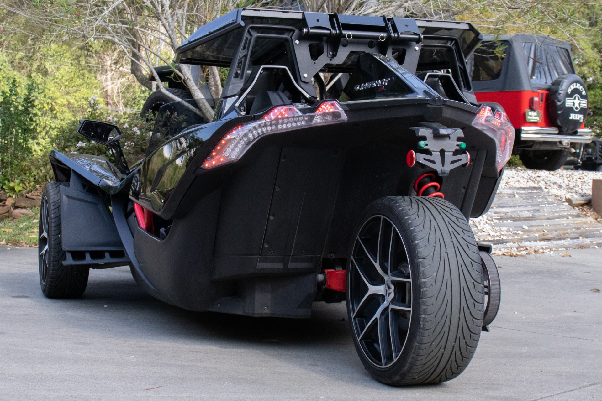 Used-2016-Polaris-Slingshot-SL