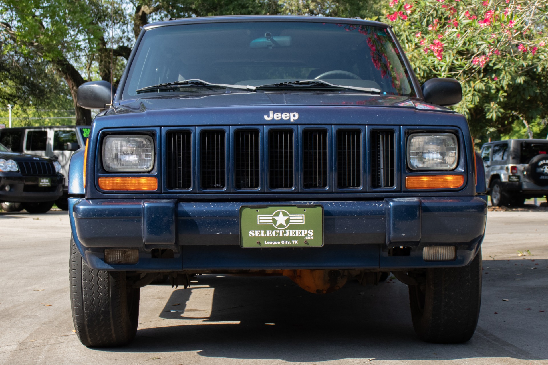 Used-2000-Jeep-Cherokee-Classic