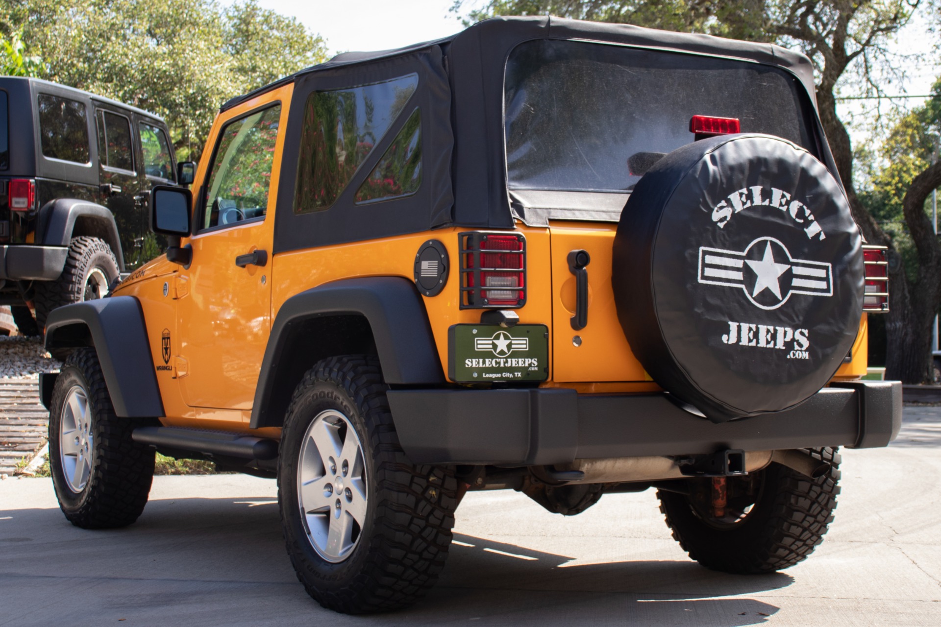 Used-2012-Jeep-Wrangler-Rubicon