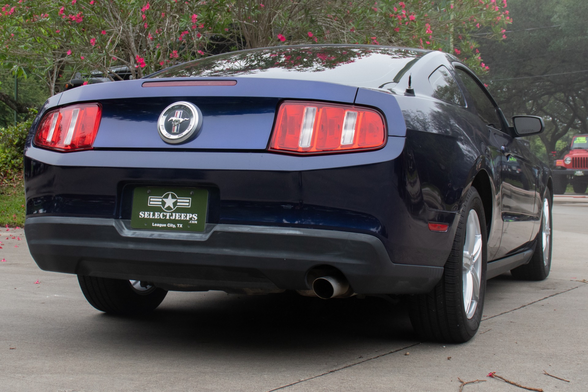 Used-2010-Ford-Mustang-V6