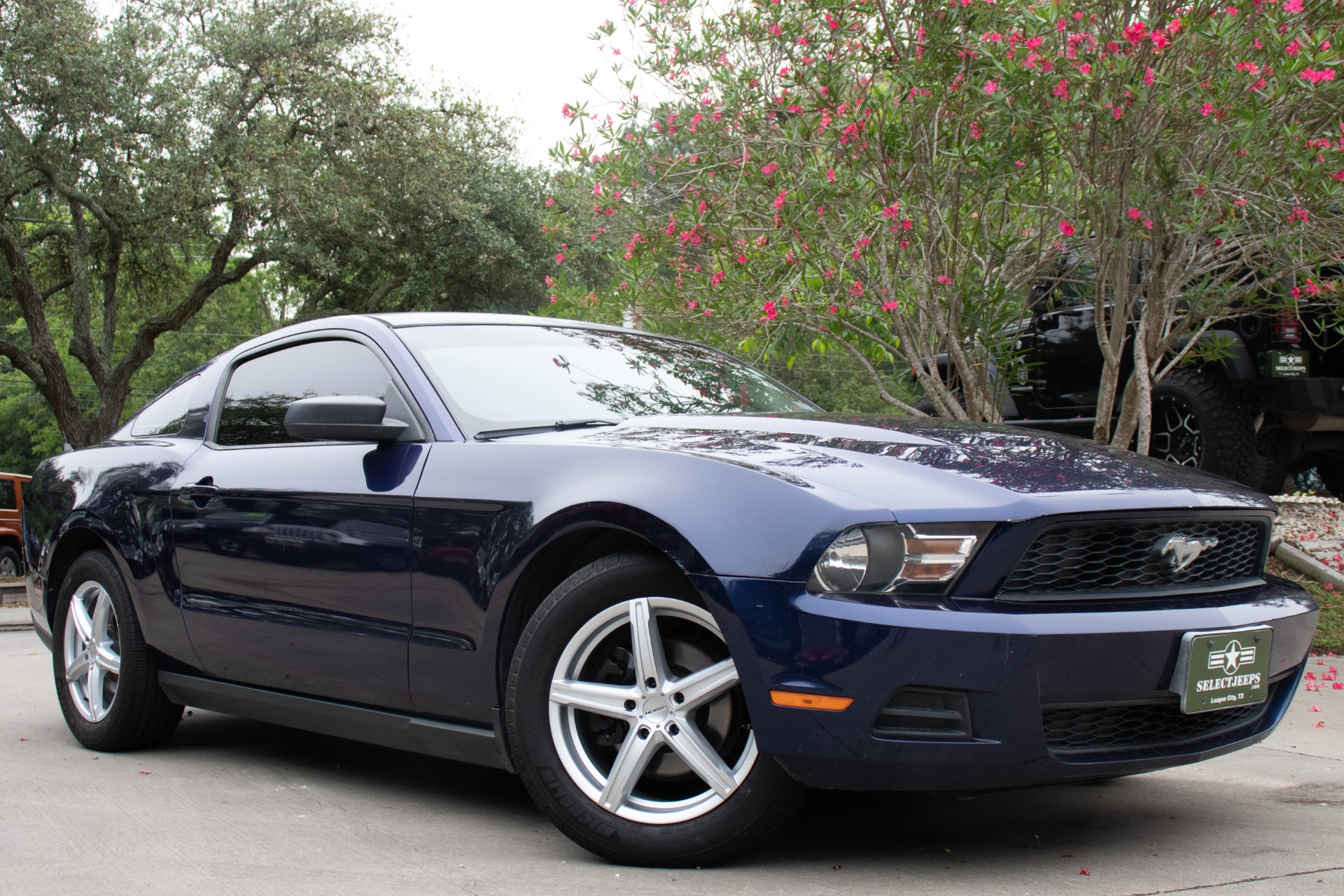Used-2010-Ford-Mustang-V6