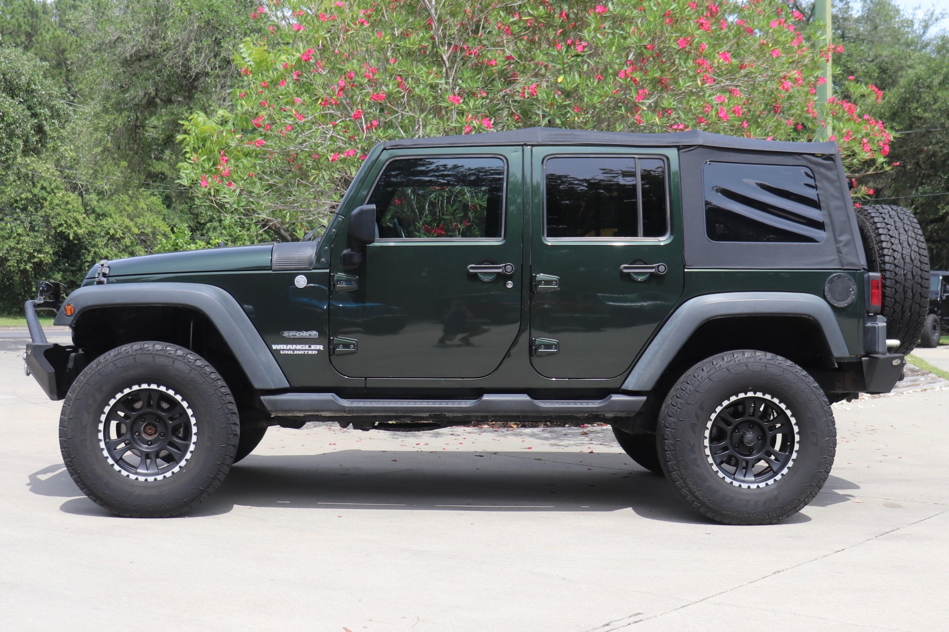 Used-2011-Jeep-Wrangler-Unlimited-Sport