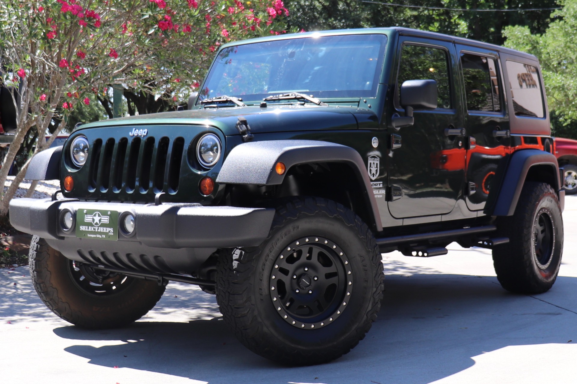 Used-2011-Jeep-Wrangler-Unlimited-Sport