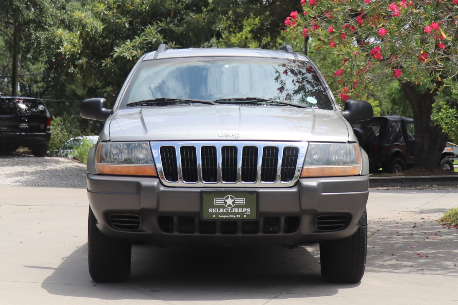 Used-2001-Jeep-Grand-Cherokee-Laredo