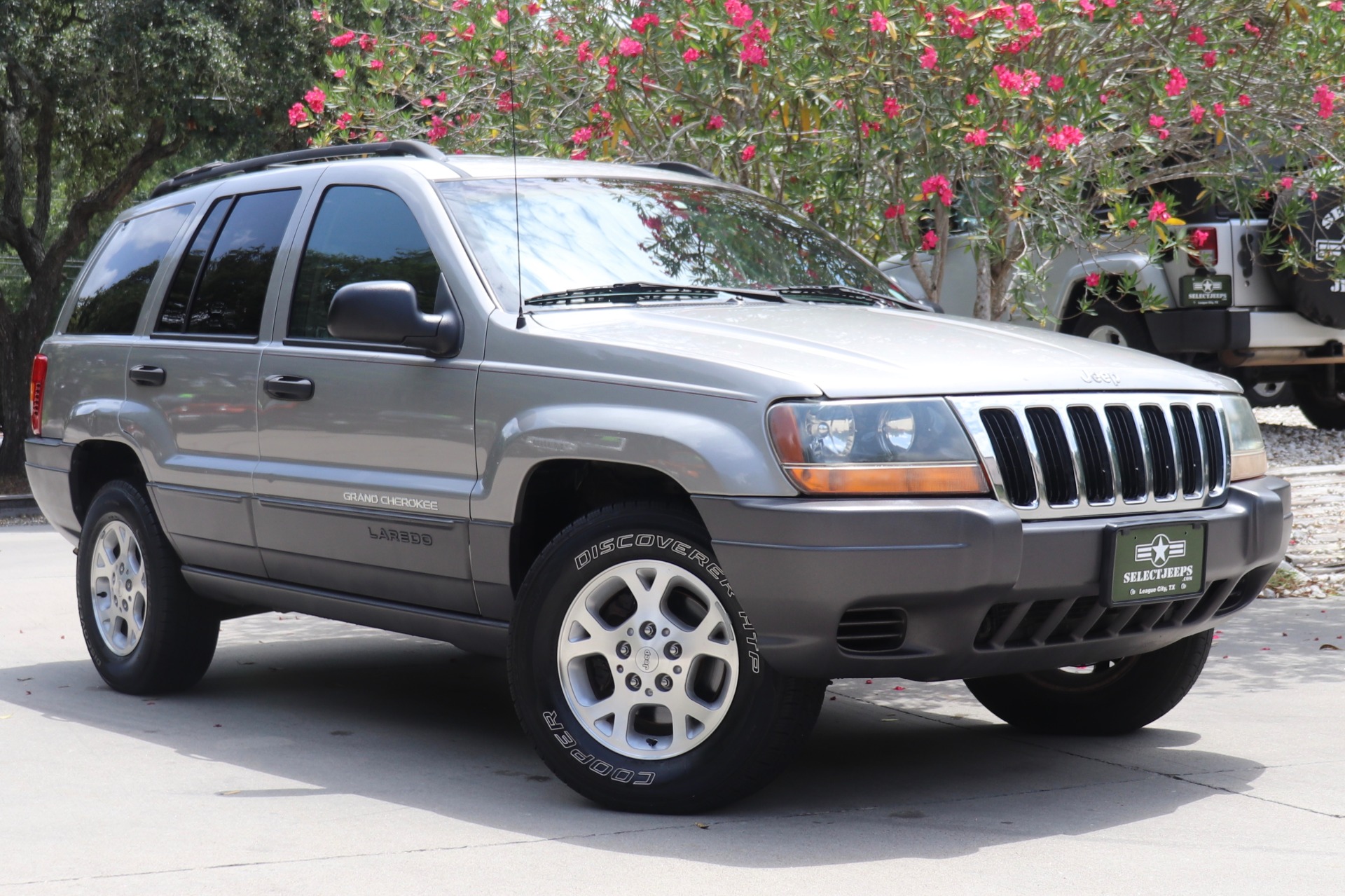 Used 2001 Jeep Grand Cherokee Laredo For Sale (6,995