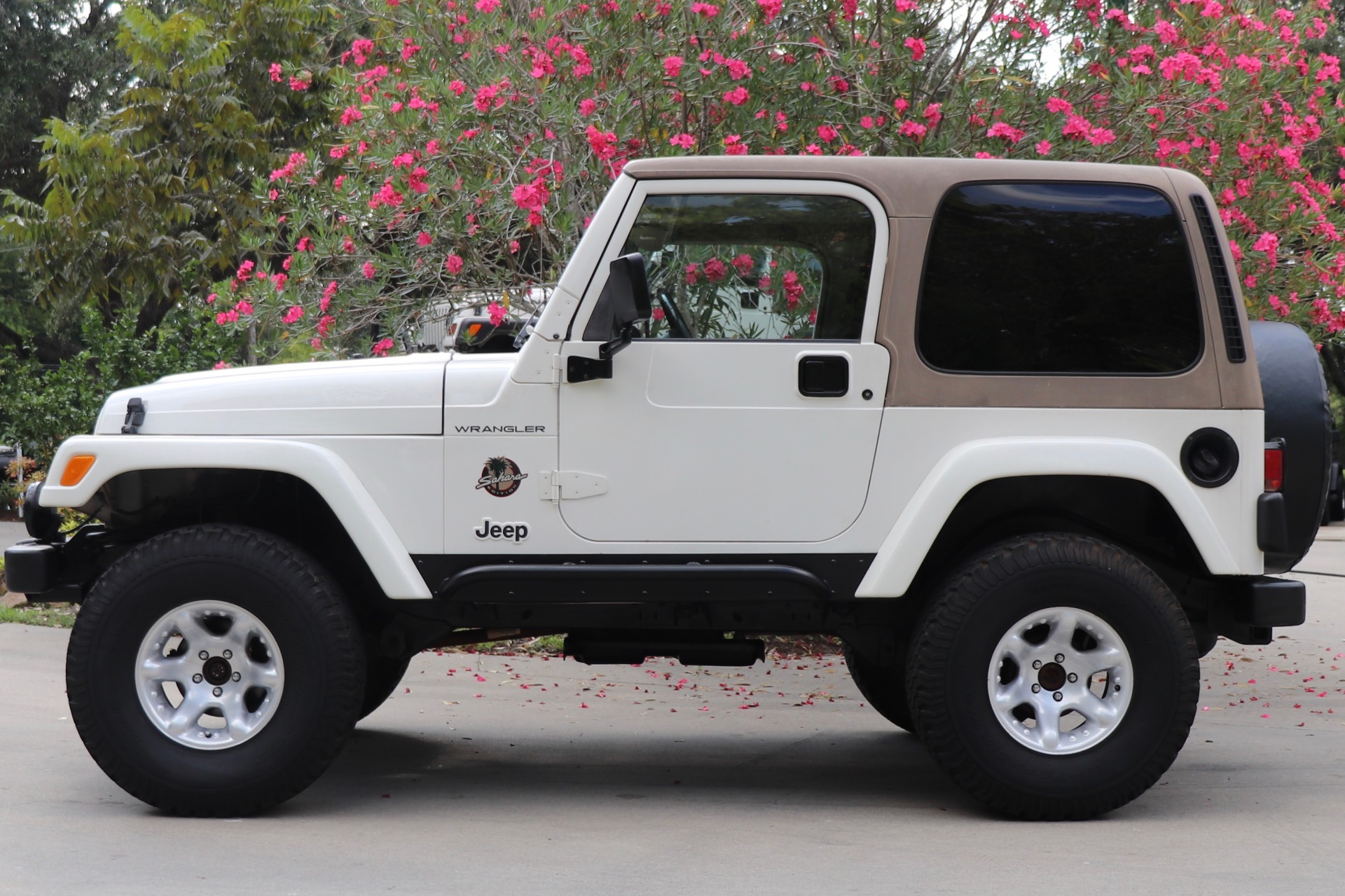 Used 2002 Jeep Wrangler Sahara For Sale ($21,995) | Select Jeeps Inc. Stock  #725839