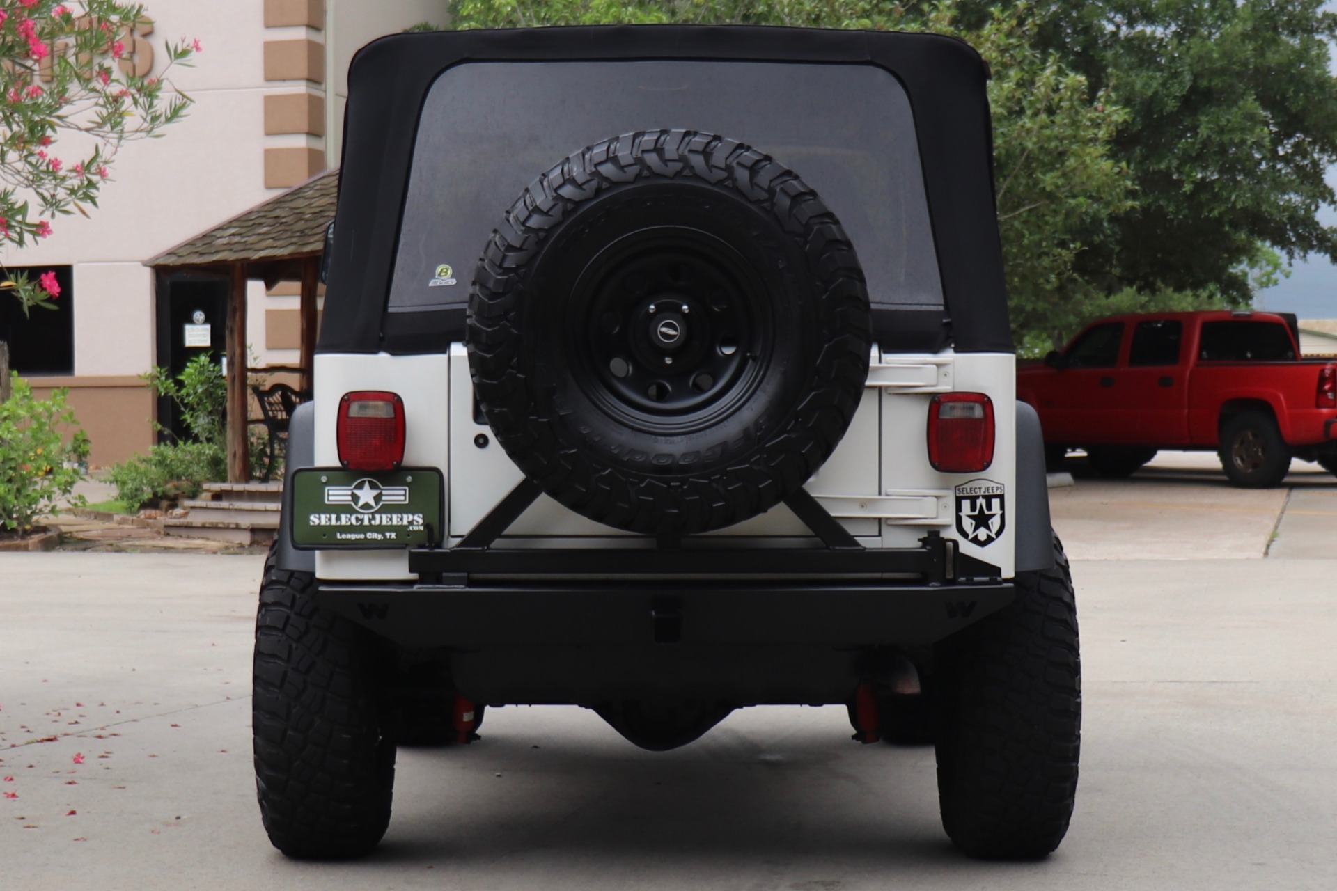 Used-2002-Jeep-Wrangler-Sahara