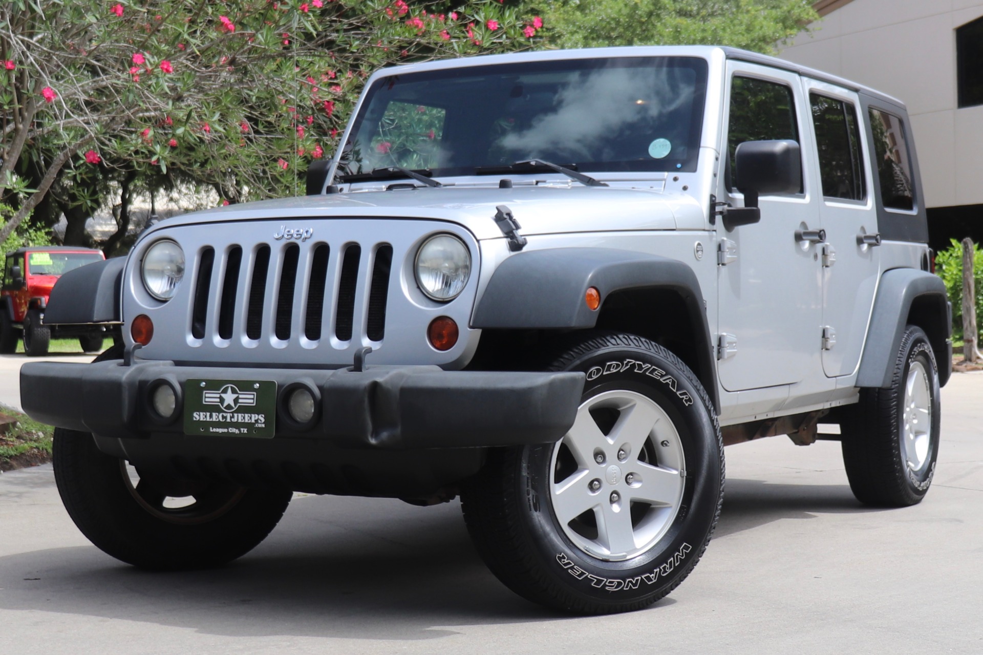 Used-2009-Jeep-Wrangler-Unlimited-X