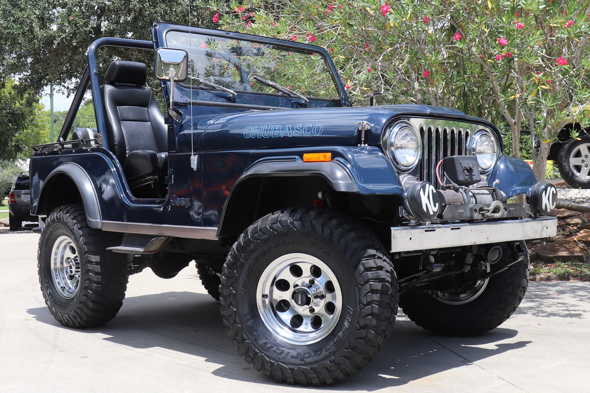 Used-1982-Jeep-CJ-5-Laredo