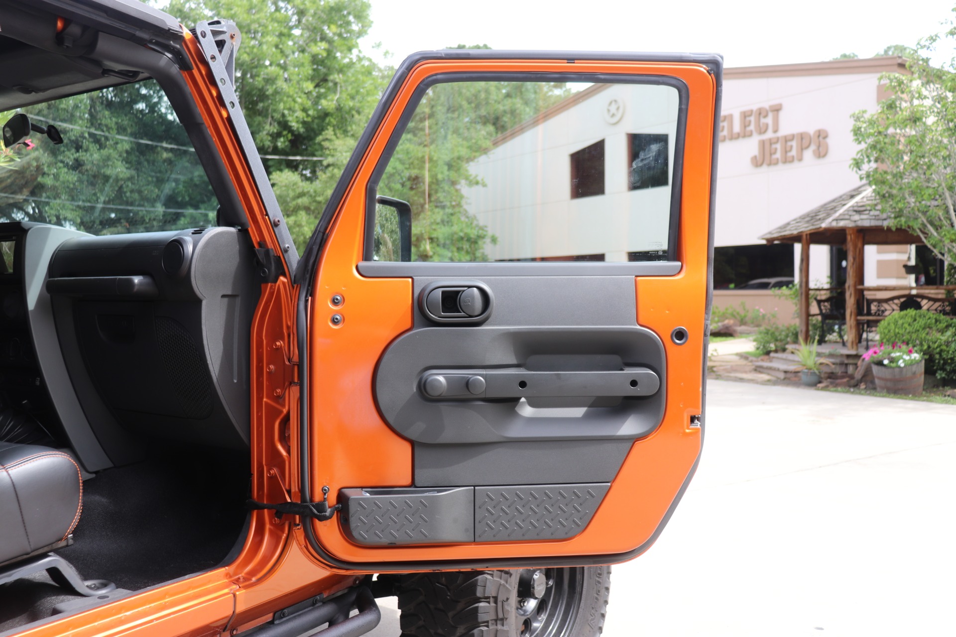 Used-2010-Jeep-Wrangler-Sport