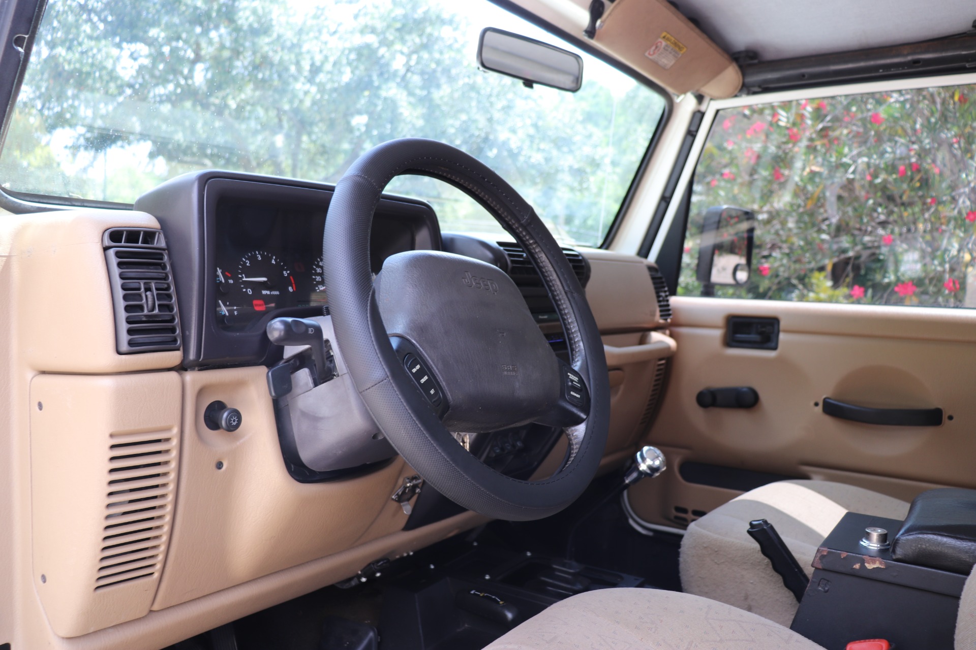 Used-1999-Jeep-Wrangler-Sport