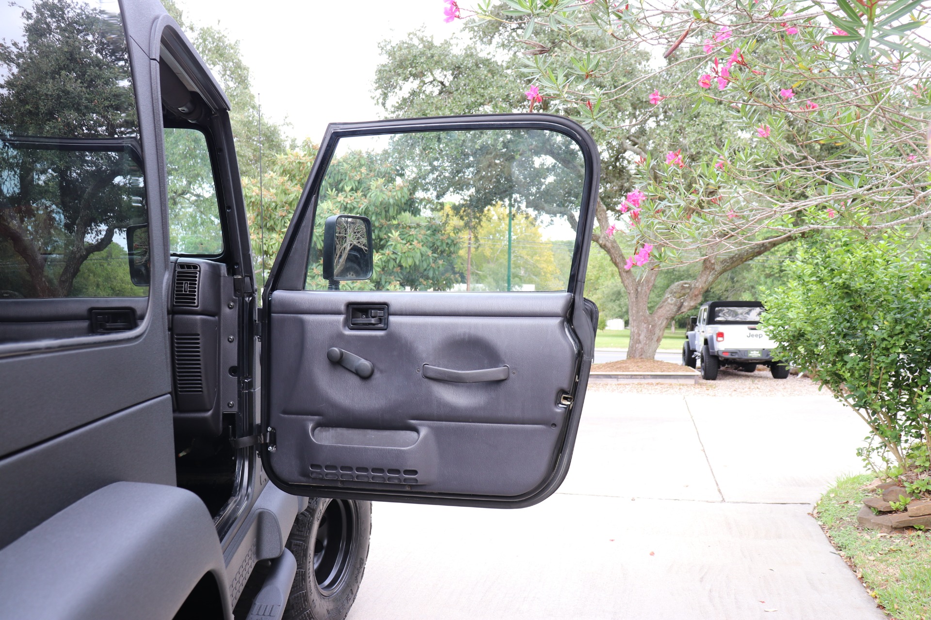 Used-2001-Jeep-Wrangler-Sport