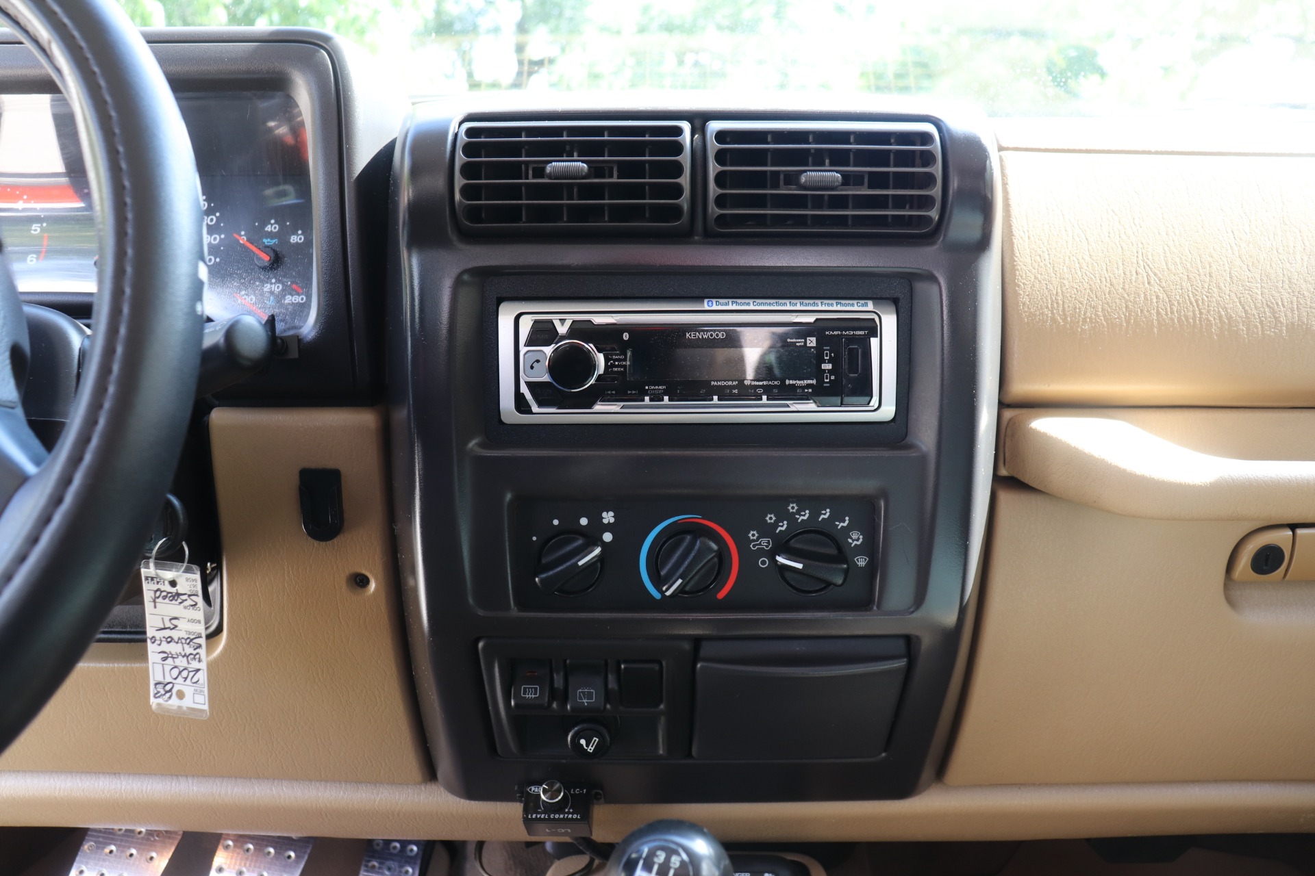 Used-2001-Jeep-Wrangler-Sahara