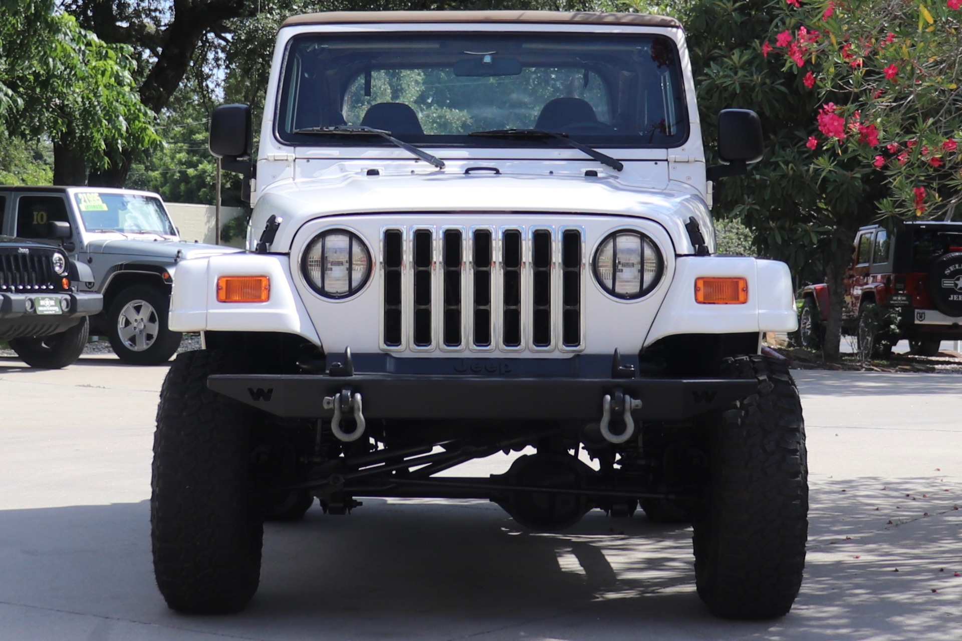 Used-2001-Jeep-Wrangler-Sahara