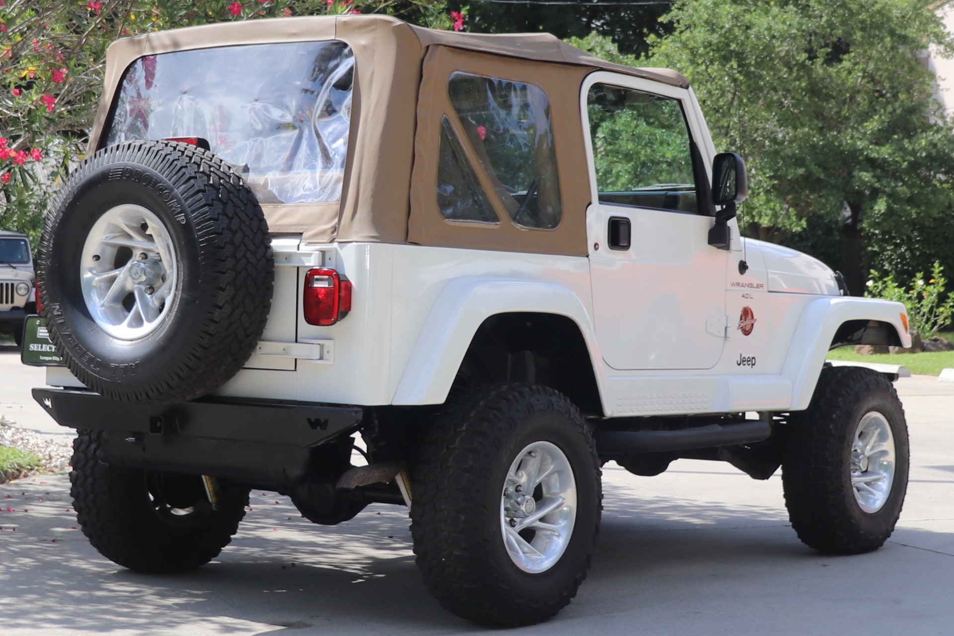 Used-2001-Jeep-Wrangler-Sahara